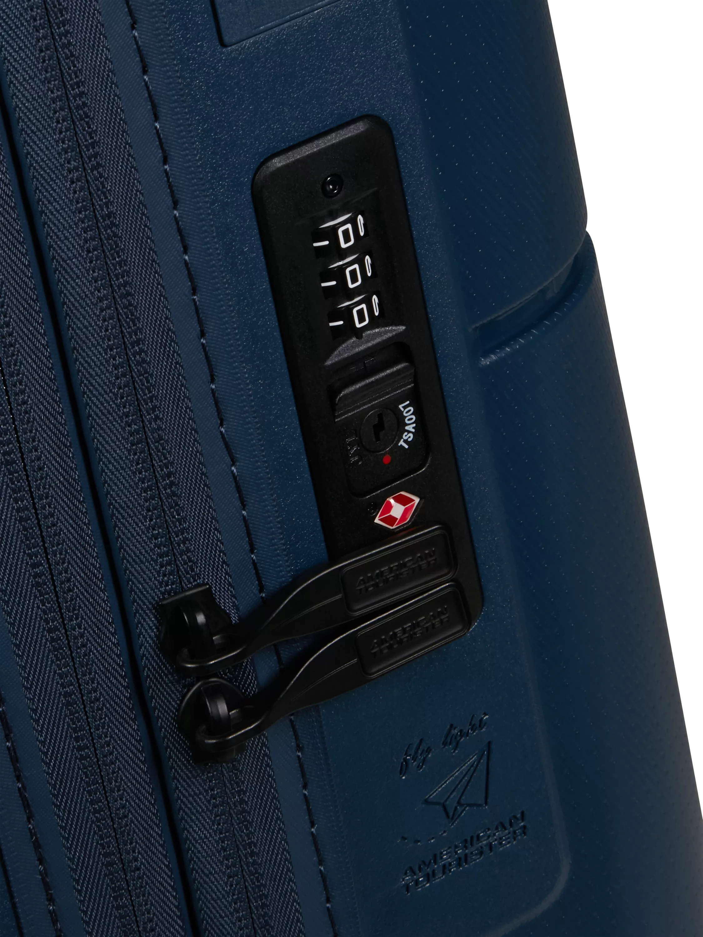 American Tourister Mickey Mouse cabin suitcase 47L - British product