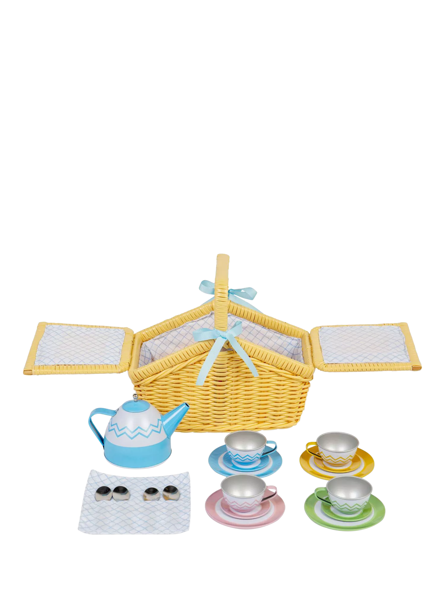 Bigjigs Toys picnic basket set with tin teacups and teapot - British product