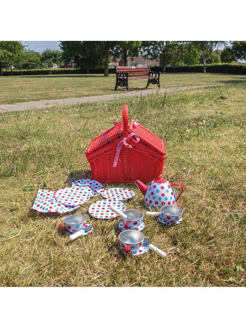 Bigjigs Toys spotted tea set, UK version