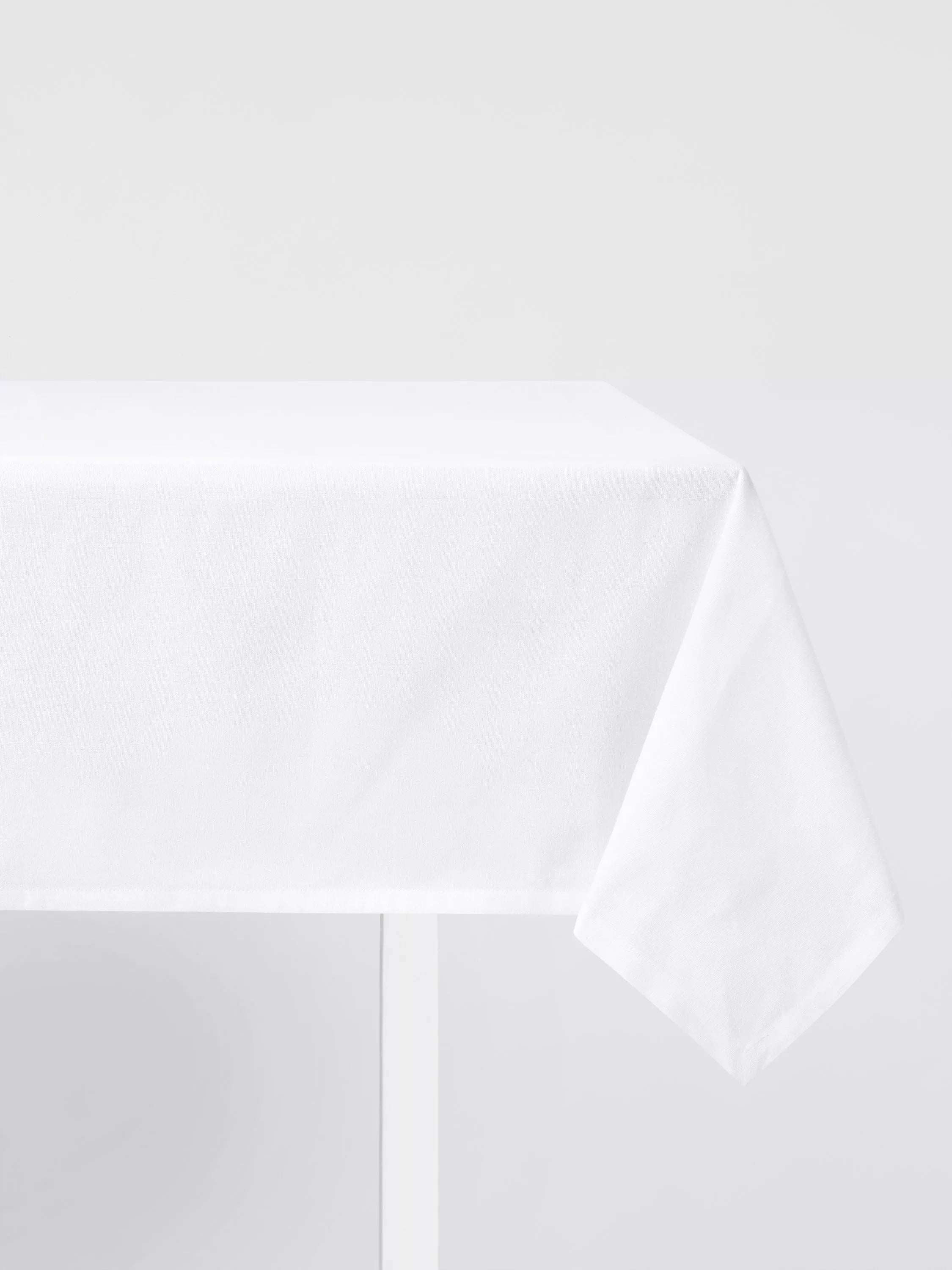John Lewis round white cotton tablecloth 180cm - British product