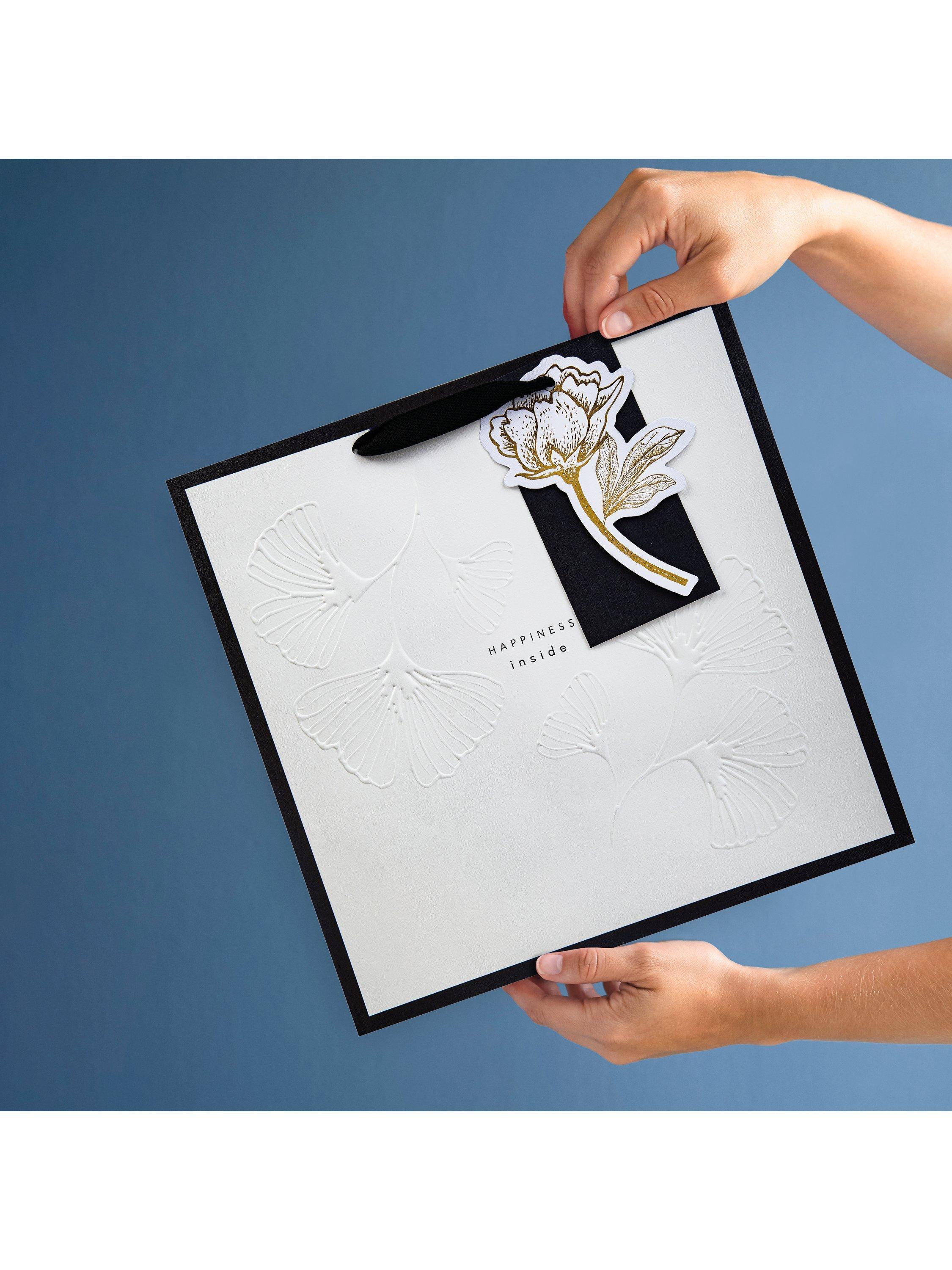 Hall & Co Memento Luxe gift bag white black - British product