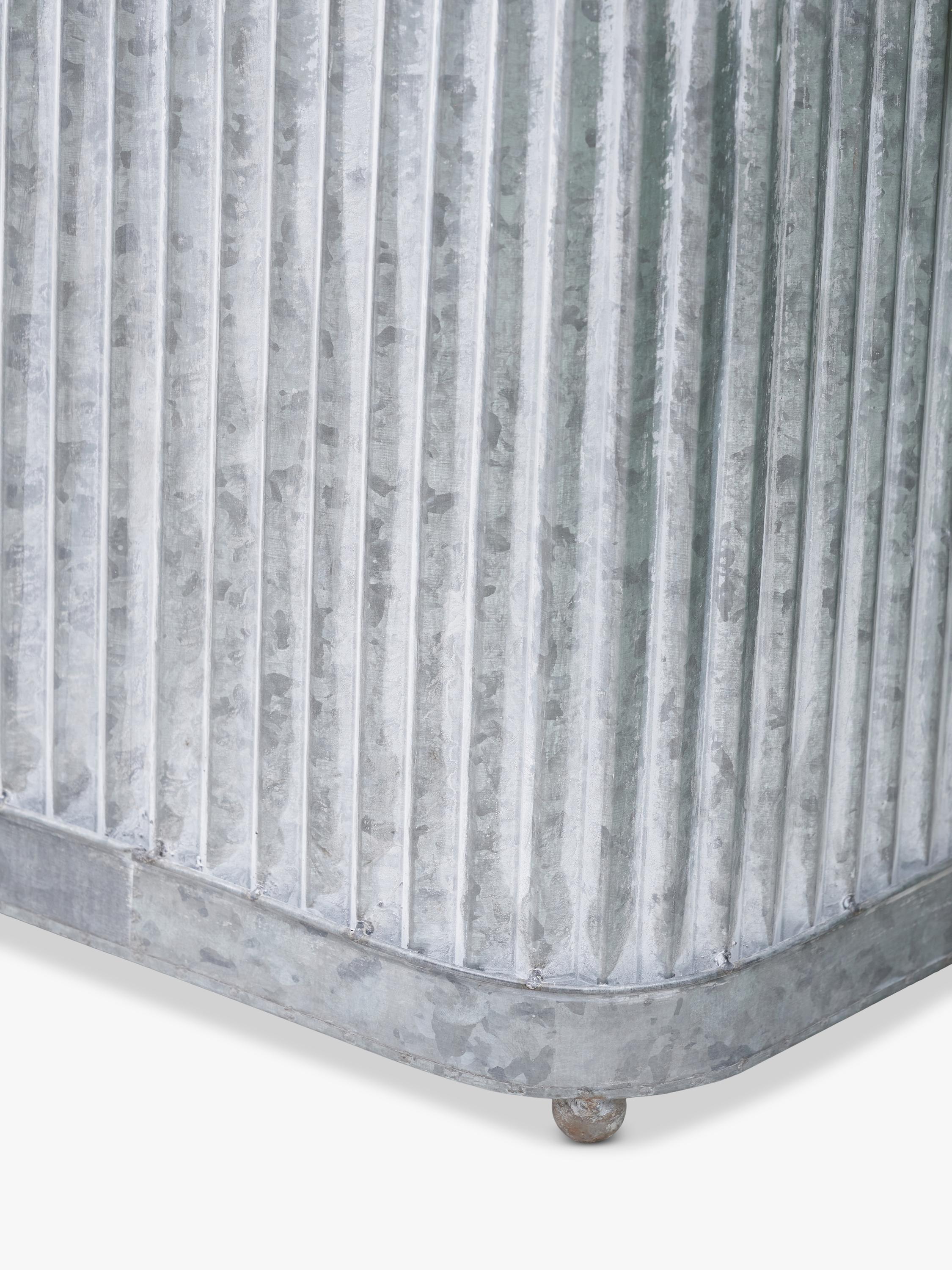 Pacific square zinc planters set of two sizes, UK version