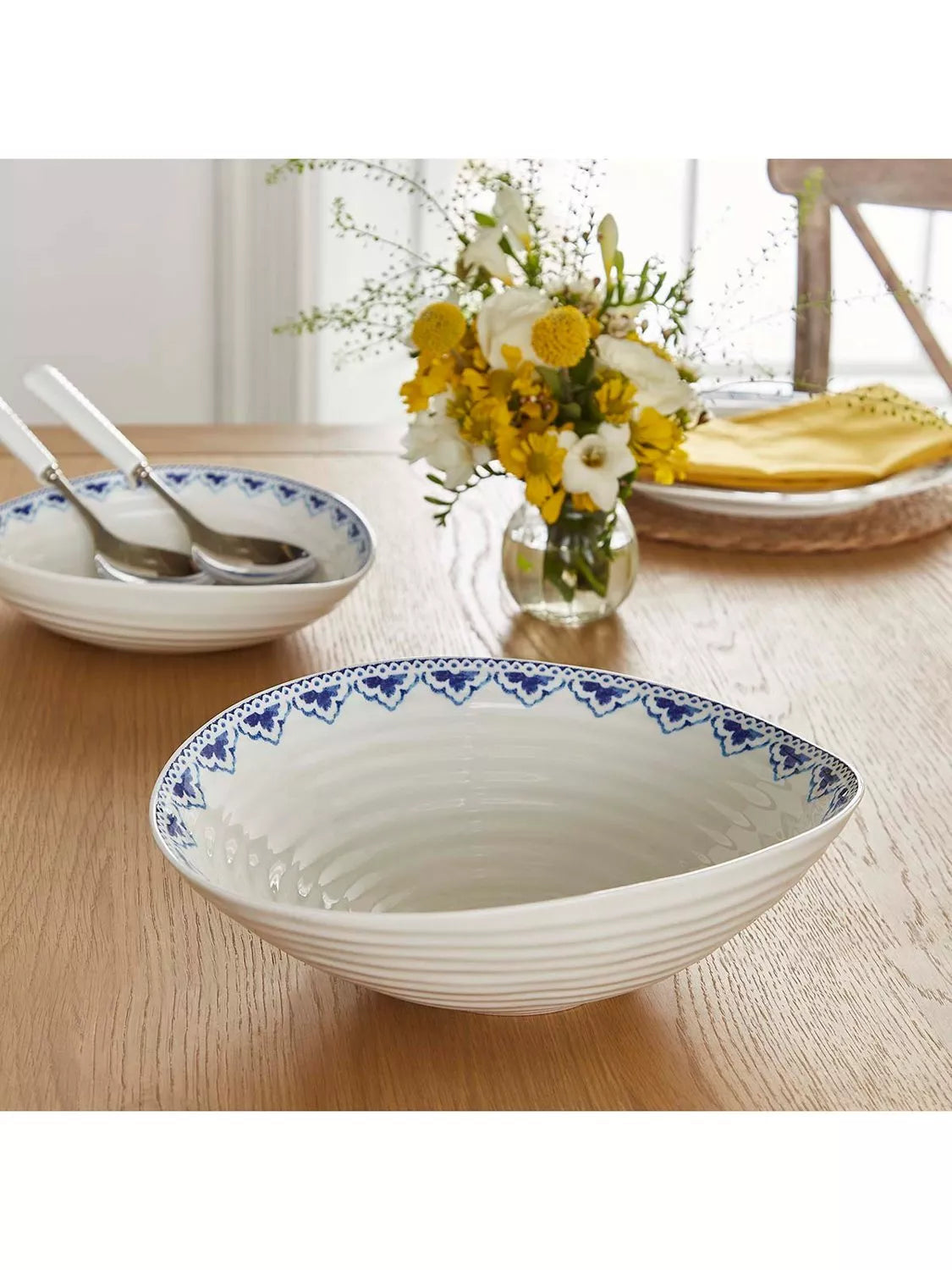 Sophie Conran Blue porcelain salad bowl 28.5cm - British product