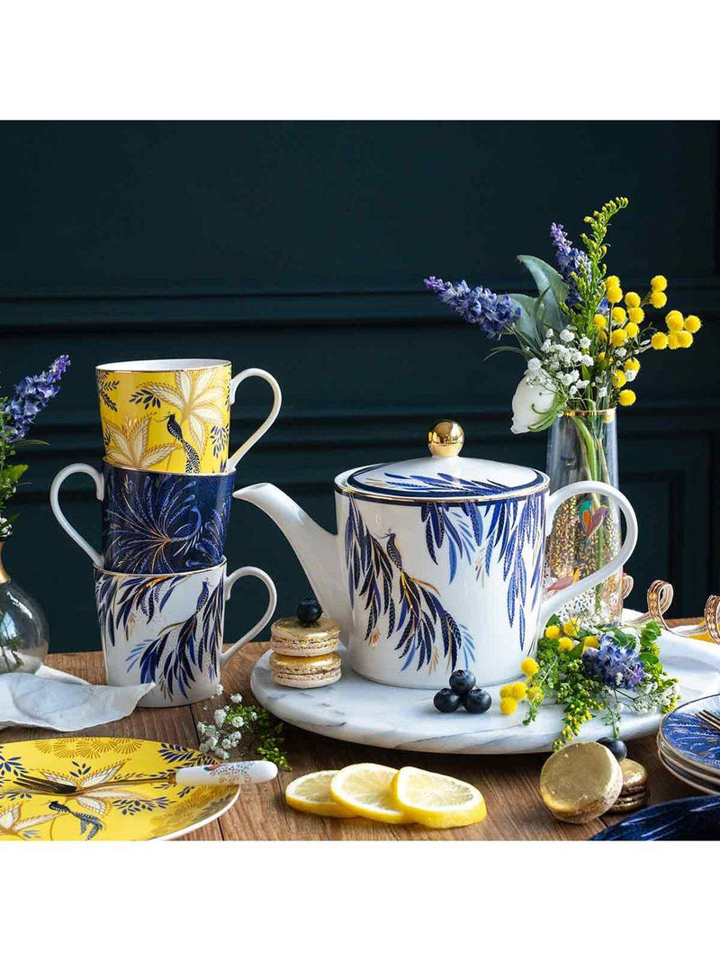 Sara Miller fine china teapot 1.2L with 22-carat gold - British product