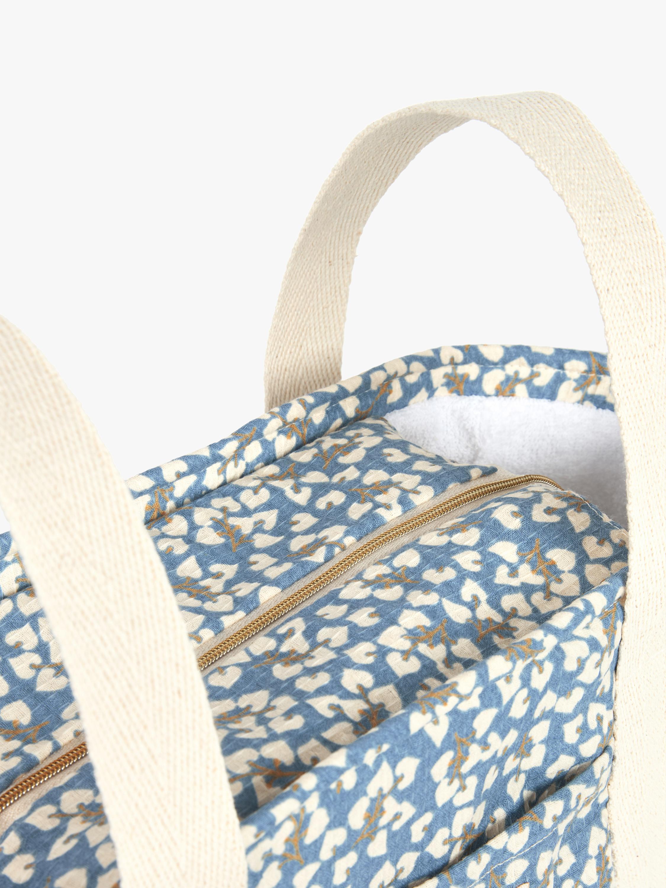 Nobodinoz pram organiser in Blue Yumiko, UK version
