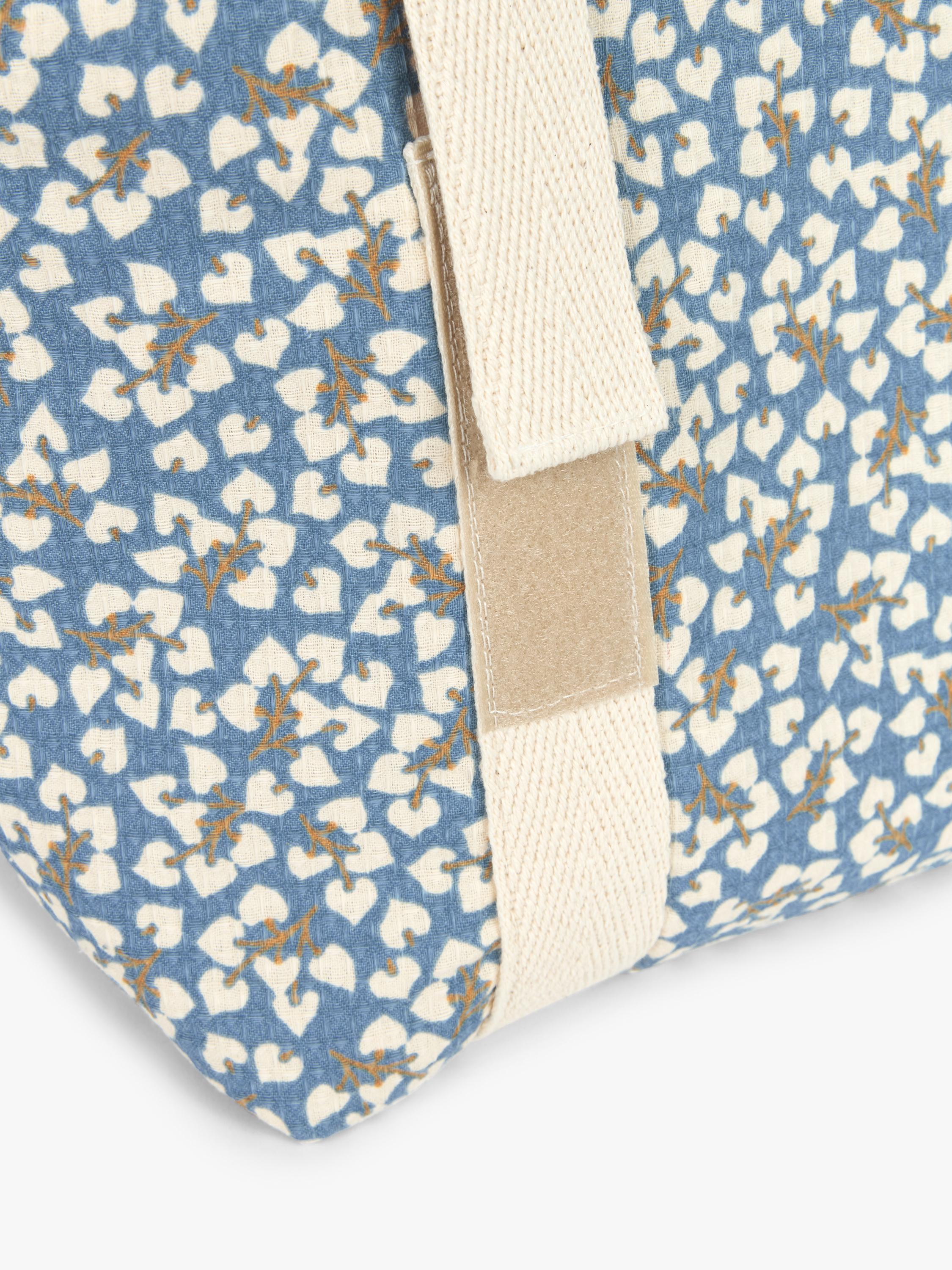 Nobodinoz pram organiser in Blue Yumiko, UK version