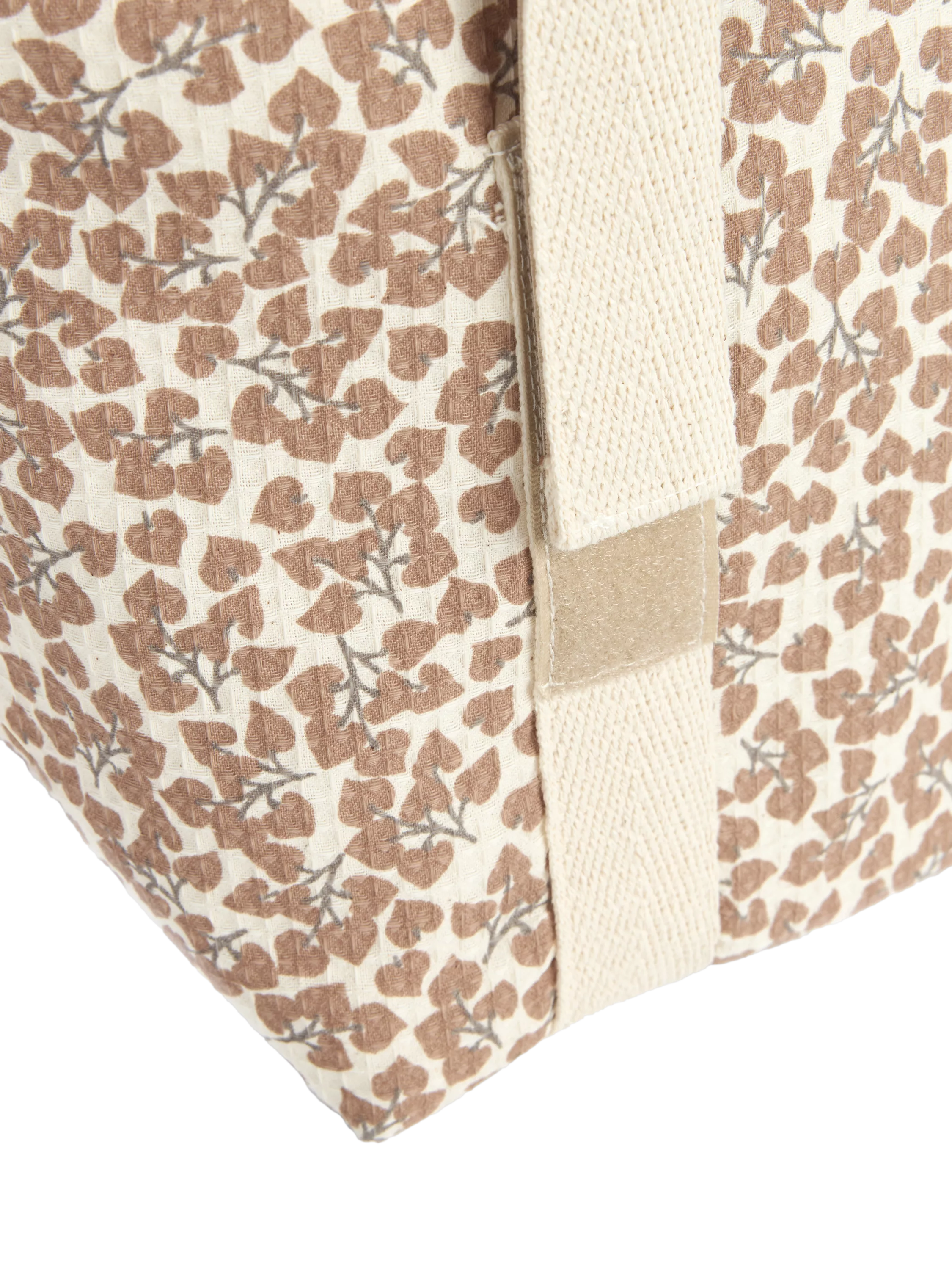 Nobodinoz pram organiser Sweet Yumiko organic cotton, imported from the UK