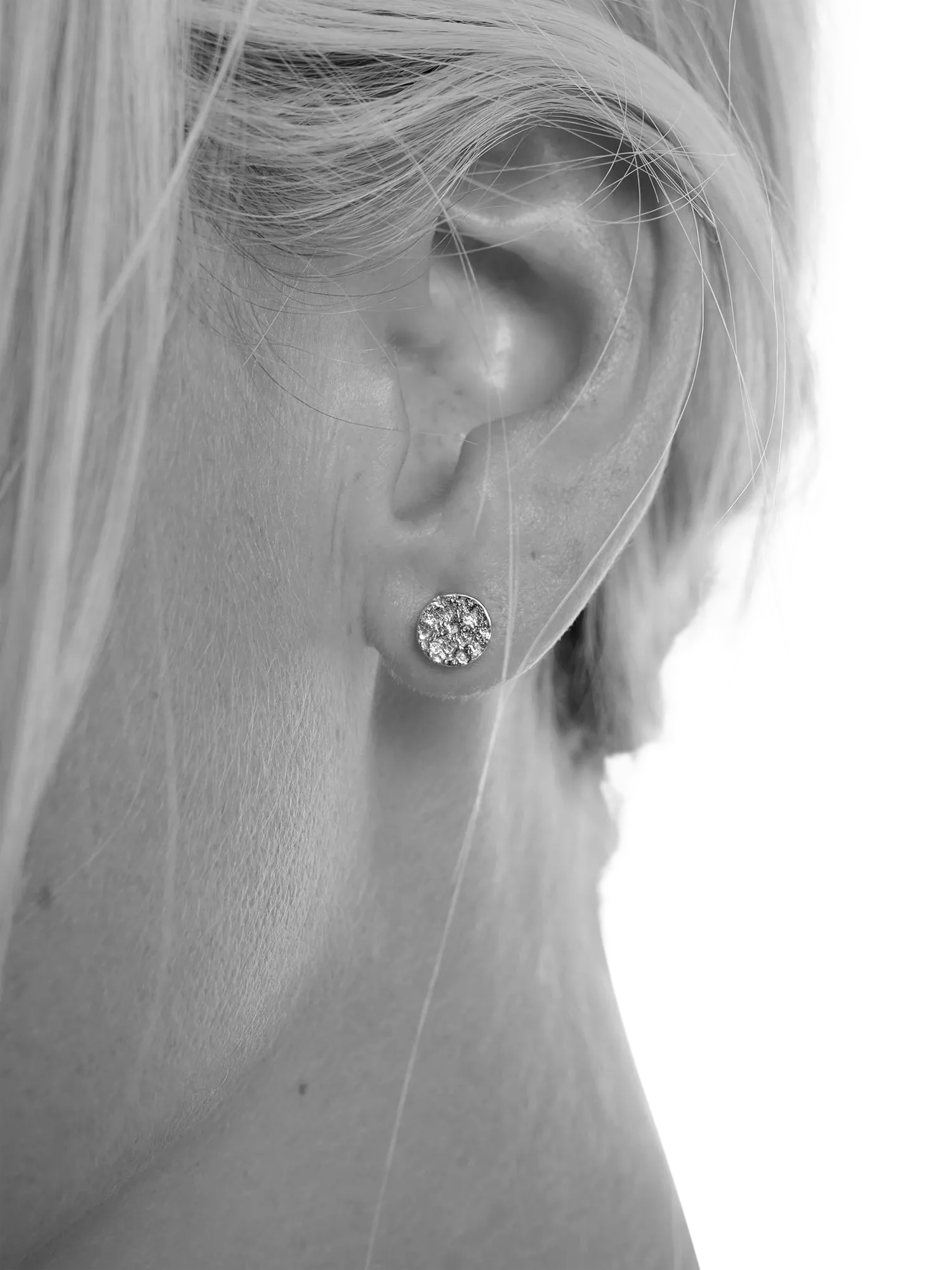 TUTTI textured disc stud earrings silver - British product