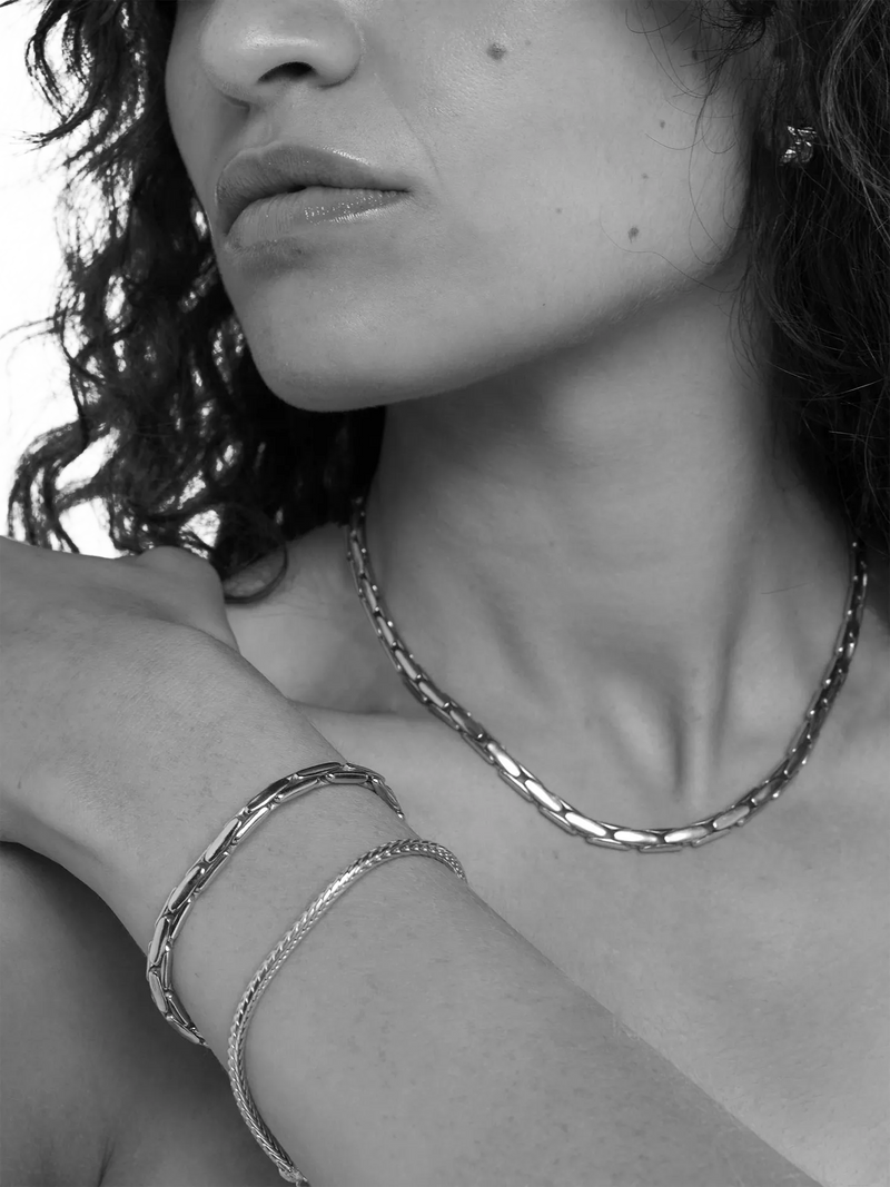 TUTTI Refine textured silver necklace, UK version