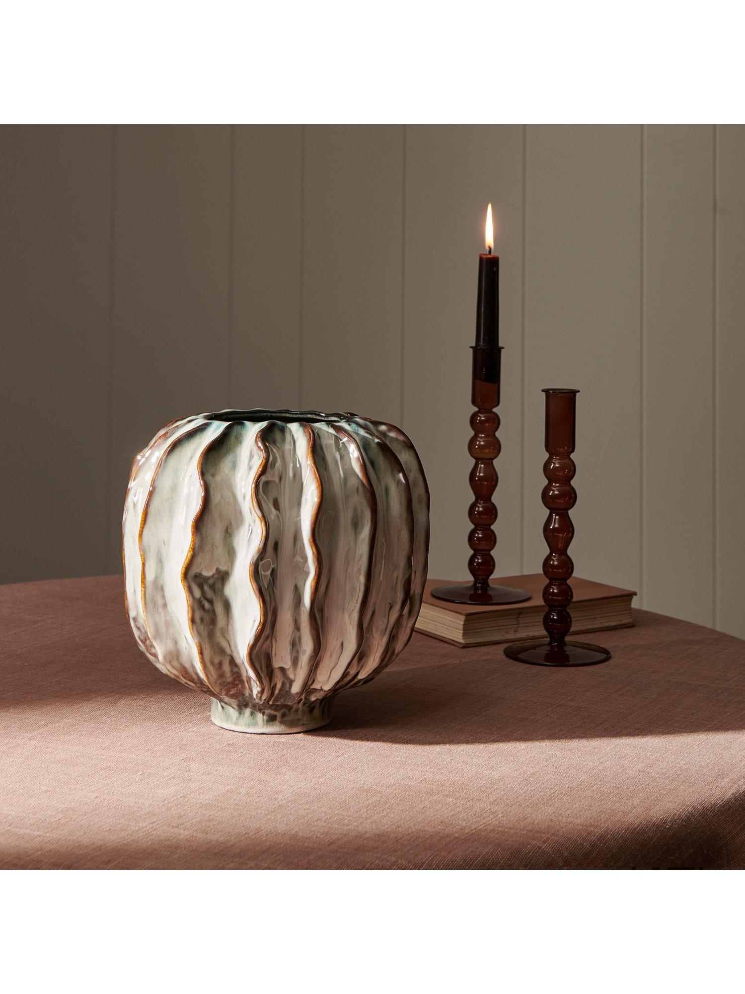 Neptune Lavington stoneware vase H22cm (British brand)
