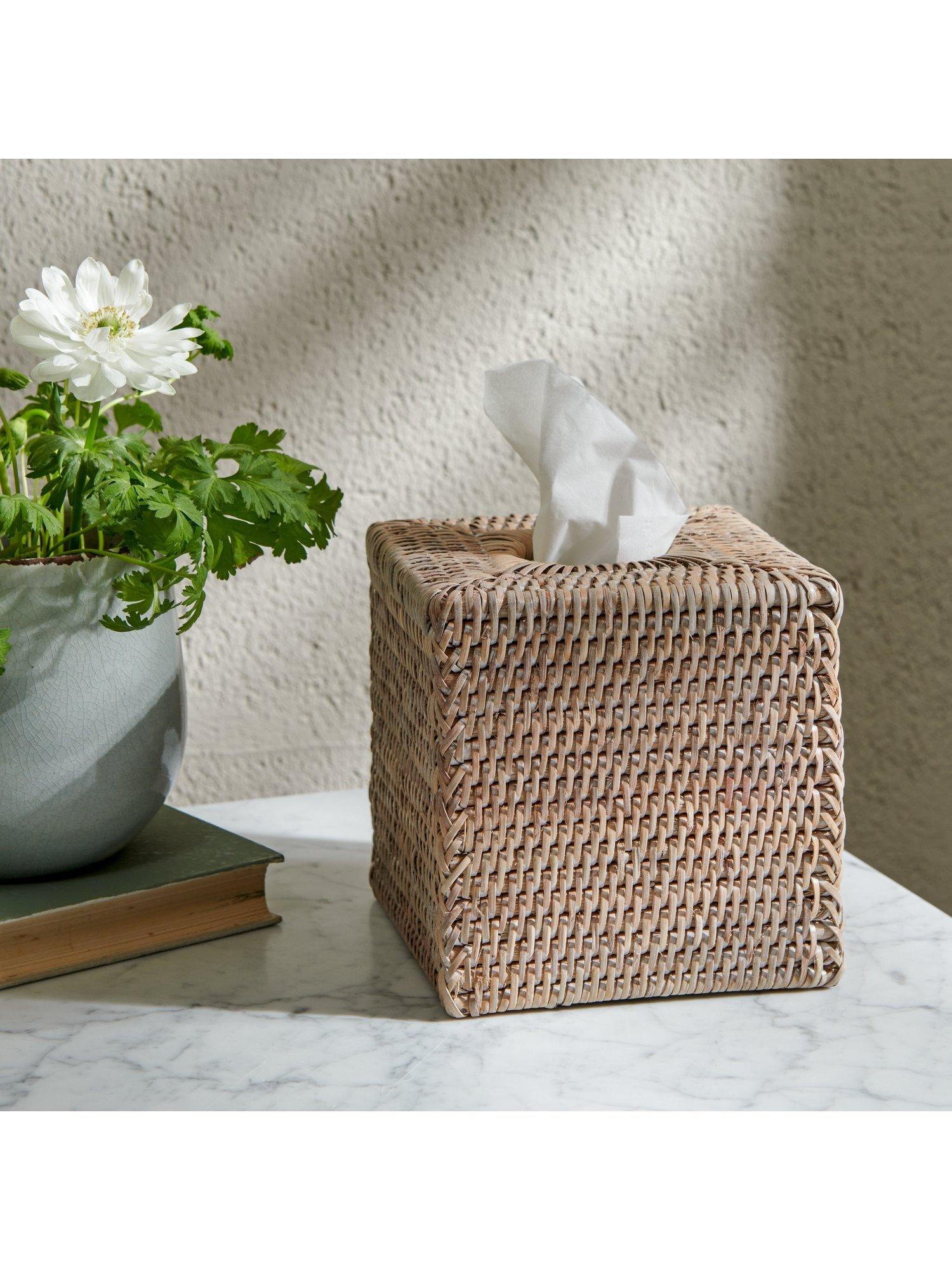 Neptune rattan tissue box natural white washed 14cm (British brand)
