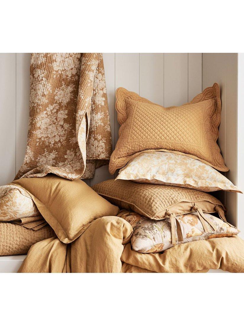 Pottery Barn Juliette Toile reversible king bedspread, UK version
