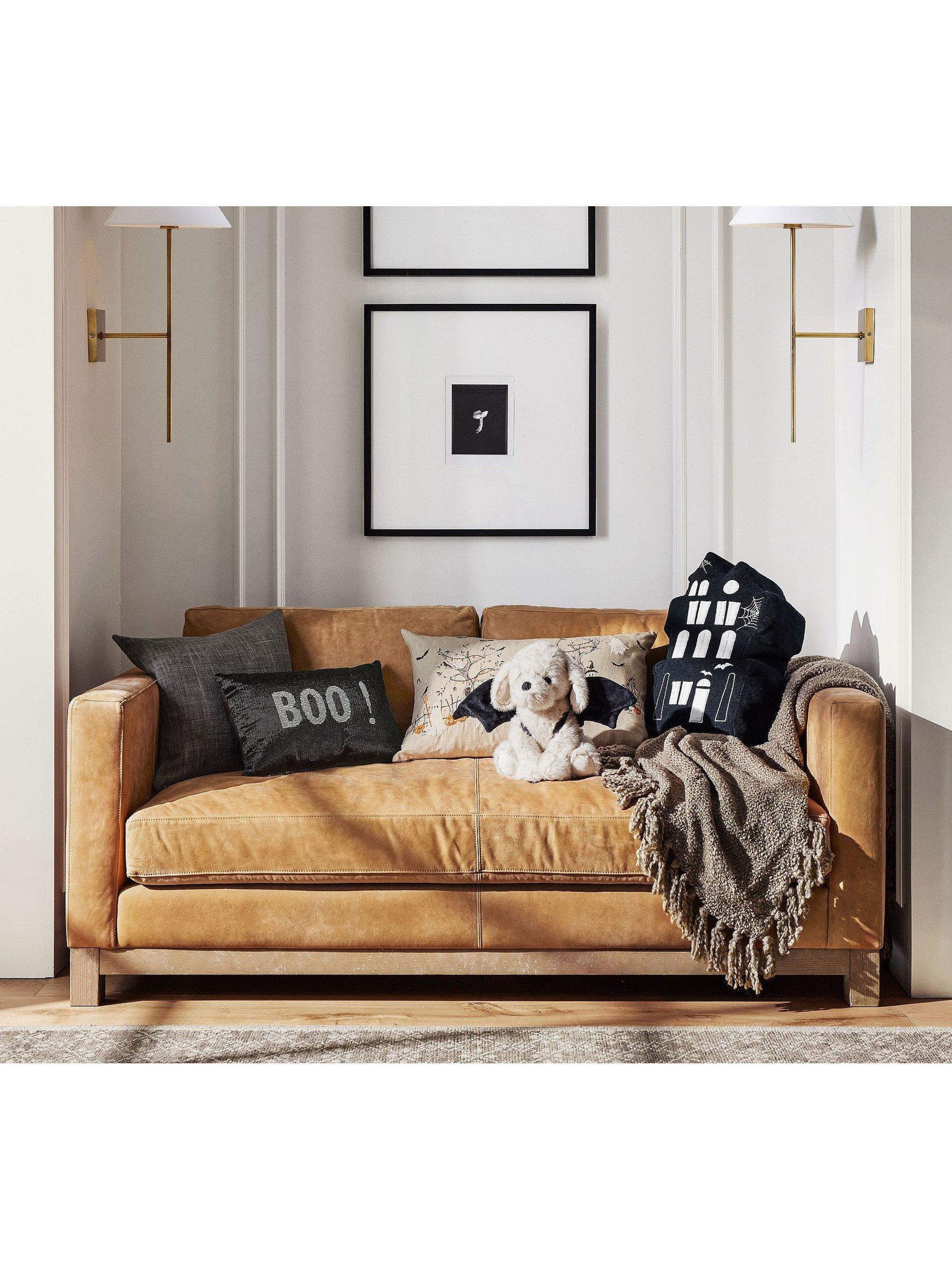 Pottery Barn Dreamy Fringe Throw soft acrylic throw 127x152cm (British brand)