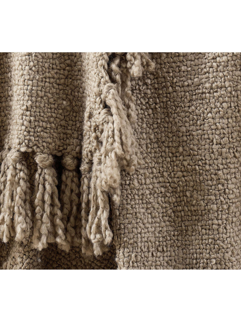 Pottery Barn Dreamy Fringe Throw soft acrylic throw 127x152cm (British brand)