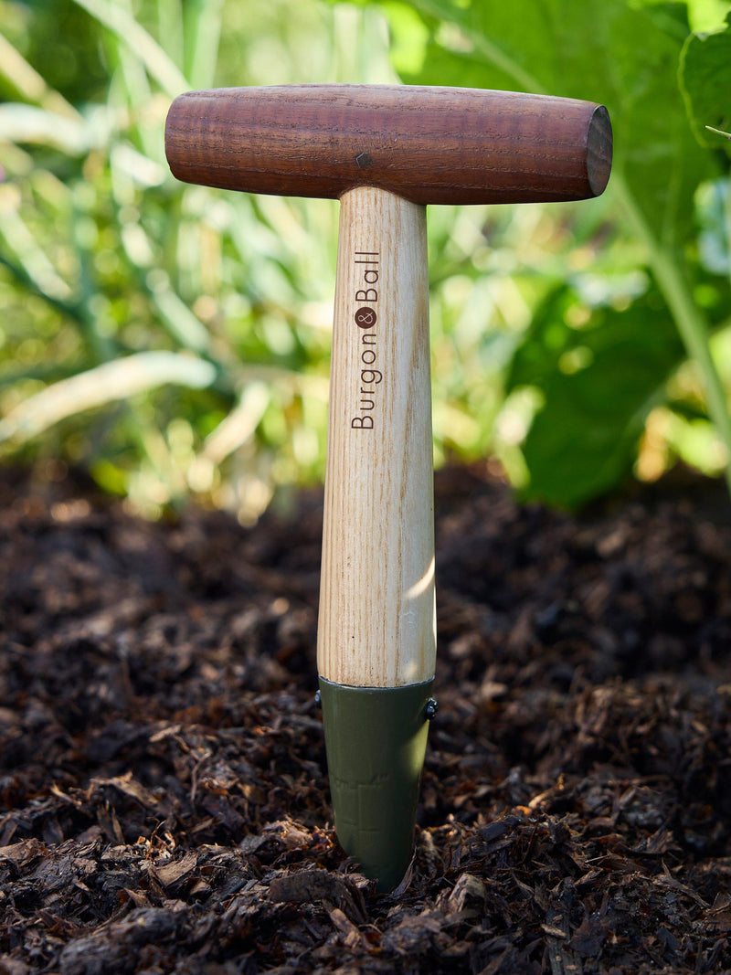 Burgon & Ball BoronGreen RHS dibber with depth gauge, imported from the UK