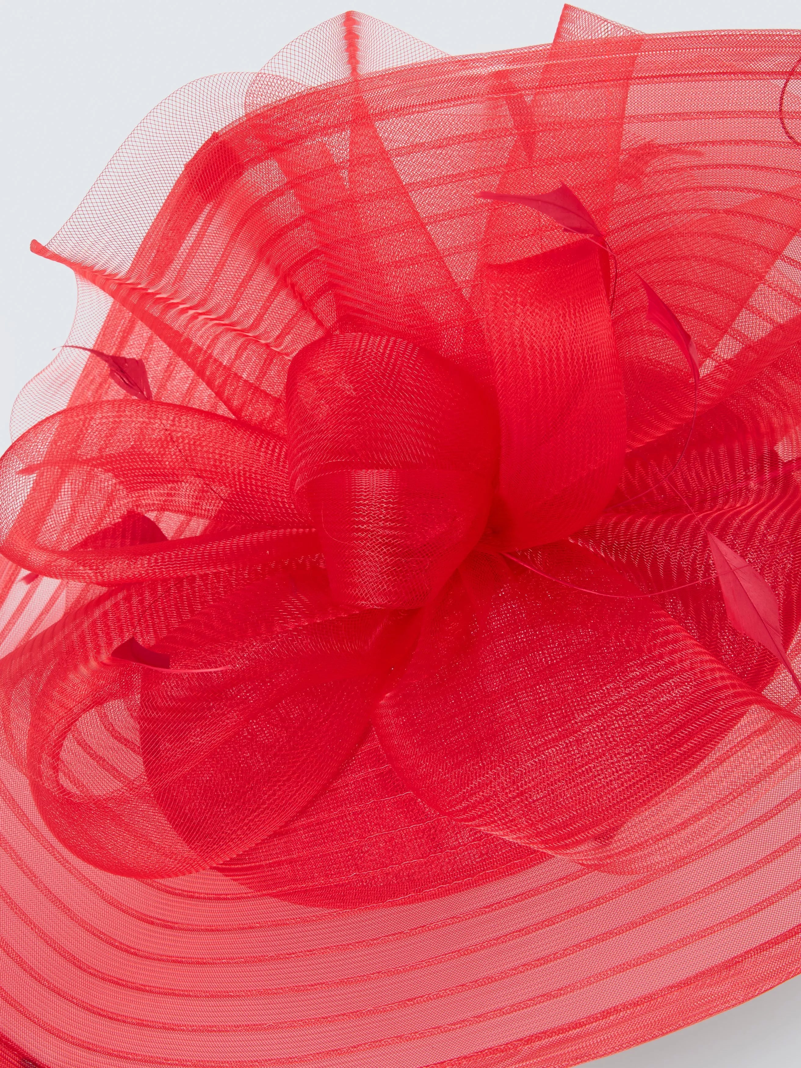 Snoxells medium disc fascinator in red, UK version