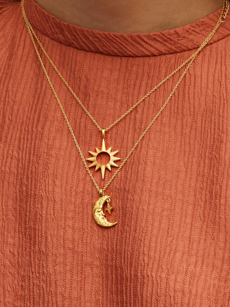 Ottoman Hands gold star pendant necklace 18 inch chain - British product