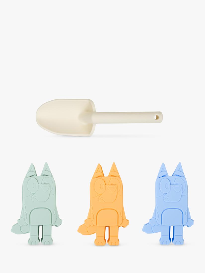 Swim Essentials Bluey silicone beach set, imported from the UK
