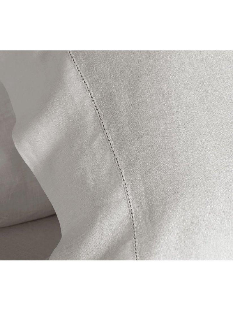 Pottery Barn Belgian flax linen king size sheet set - British product