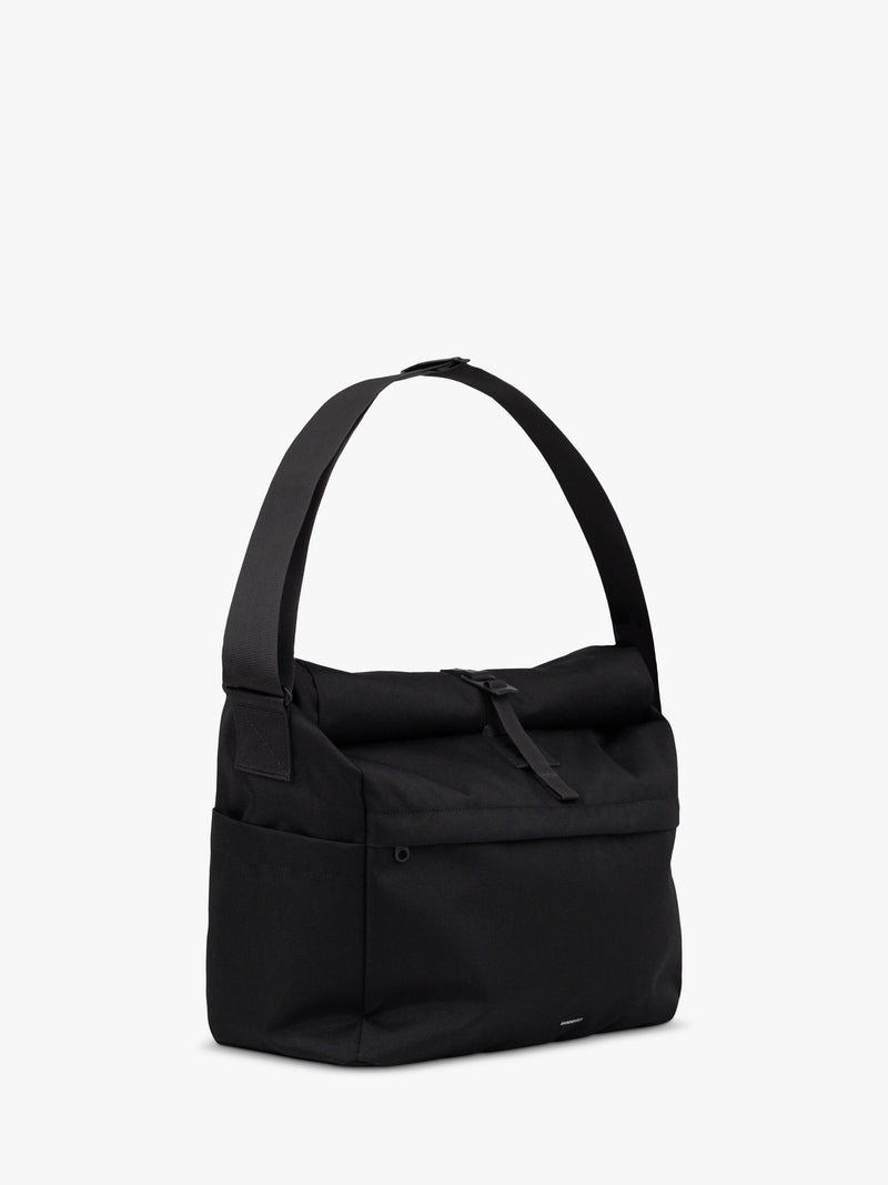 Sandqvist Icon messenger bag black (British brand)