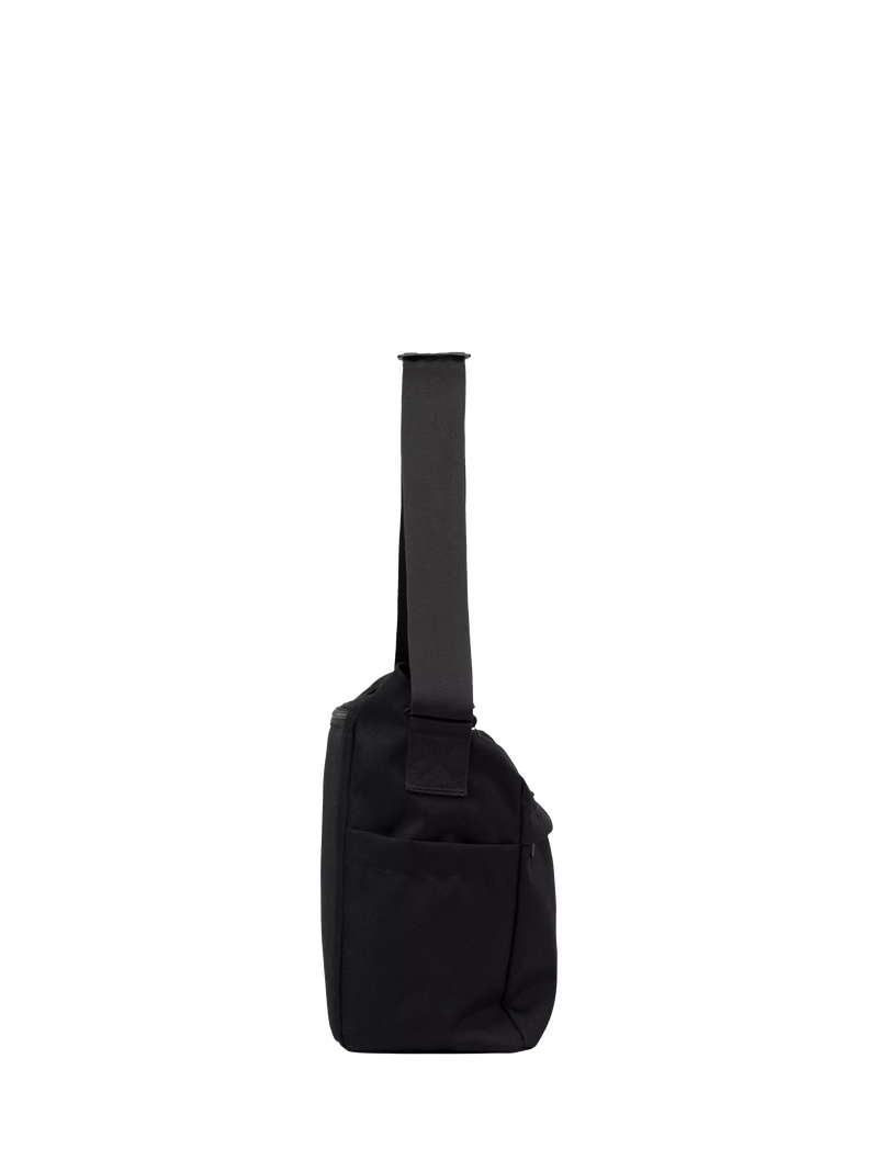 Sandqvist Icon messenger bag black (British brand)