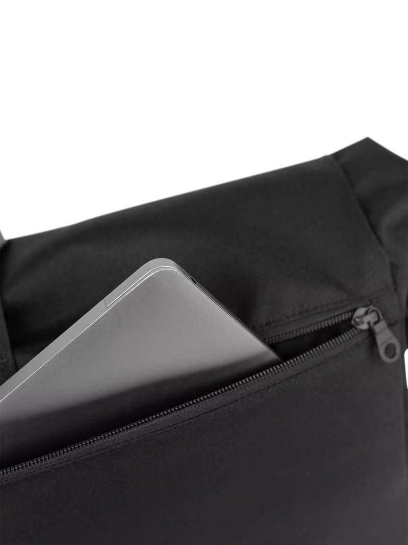 Sandqvist Icon messenger bag black (British brand)