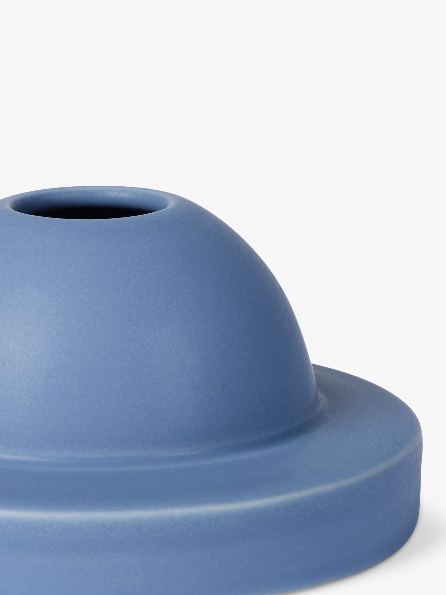The Conran Shop Sunset Blue earthenware vase H6.5cm - British product