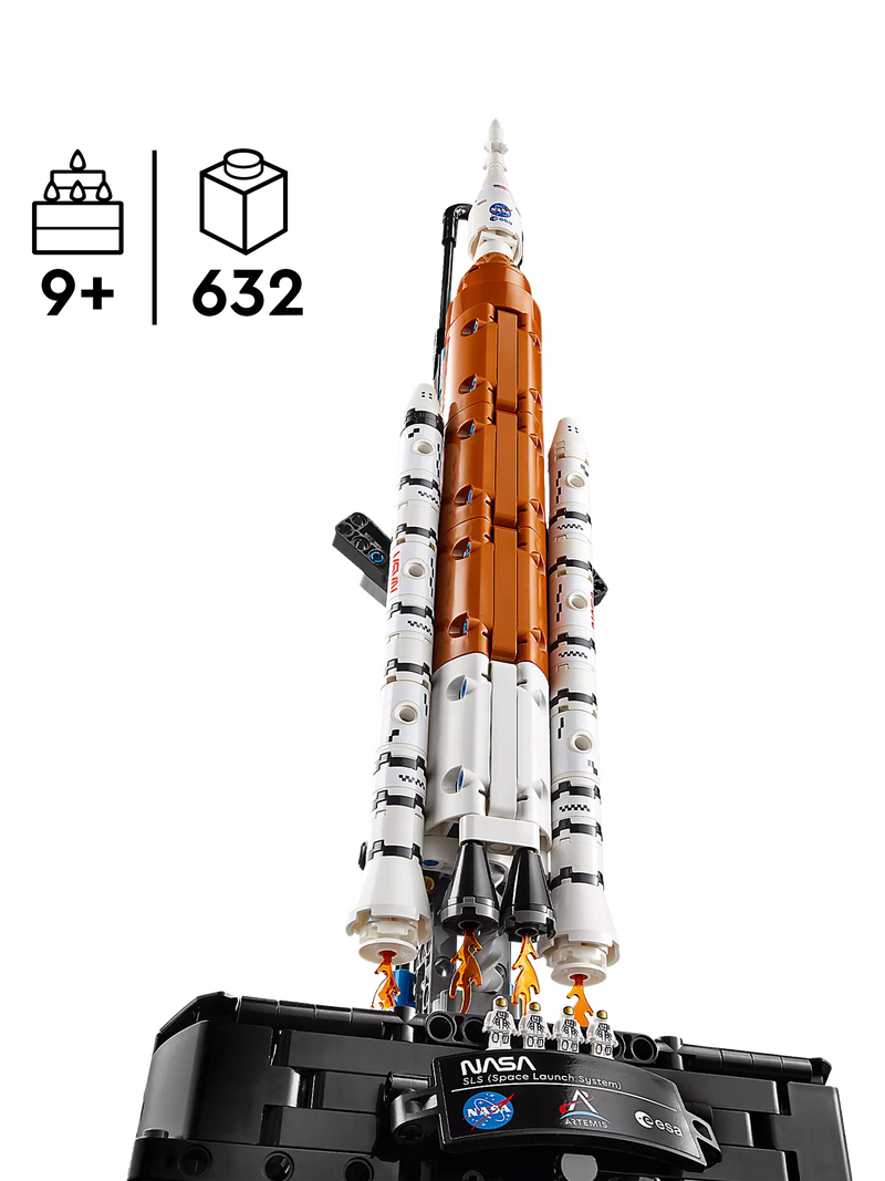 LEGO Technic NASA Artemis space rocket set 632 pieces - British product