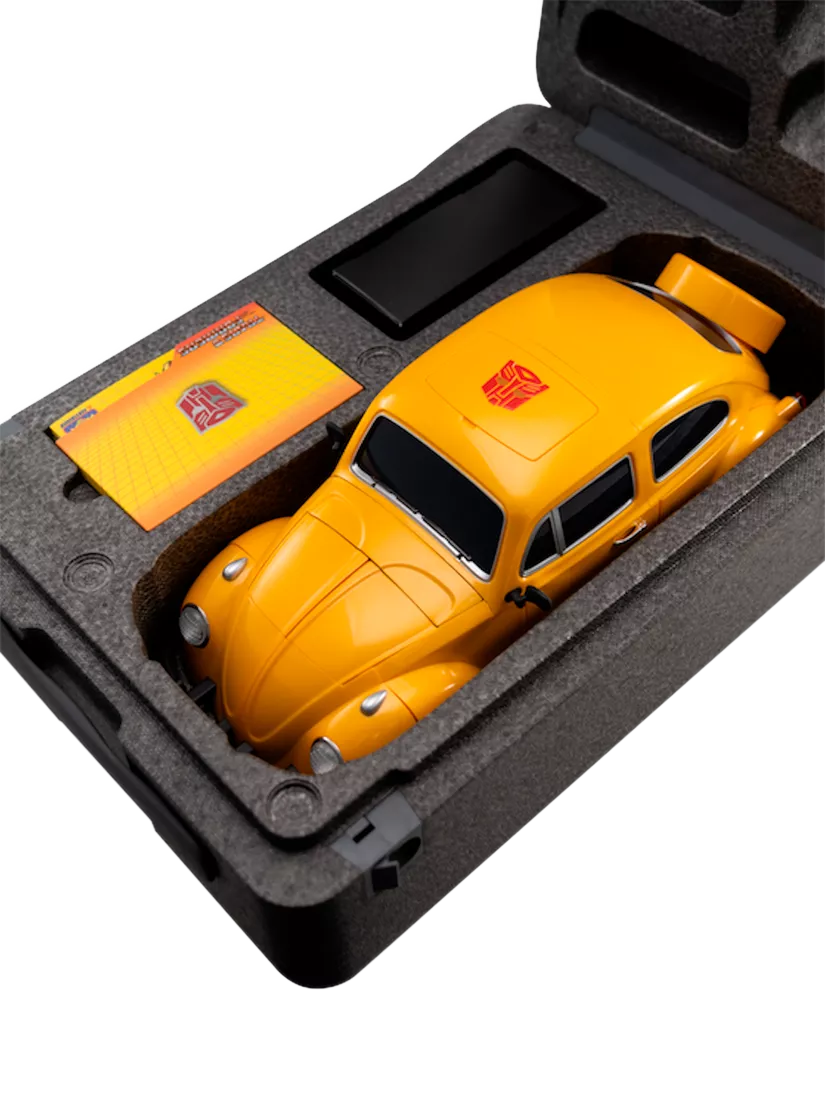 Robosen Bumblebee G1 robot toy, UK version