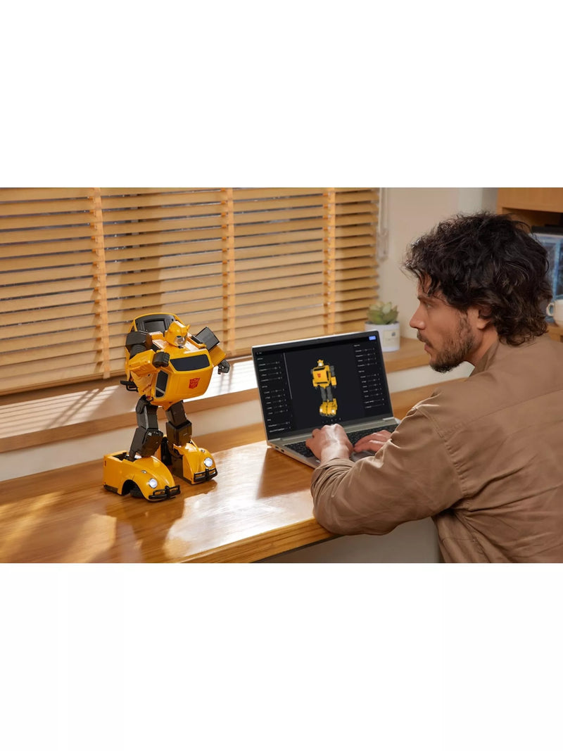 Robosen Bumblebee G1 robot toy, UK version