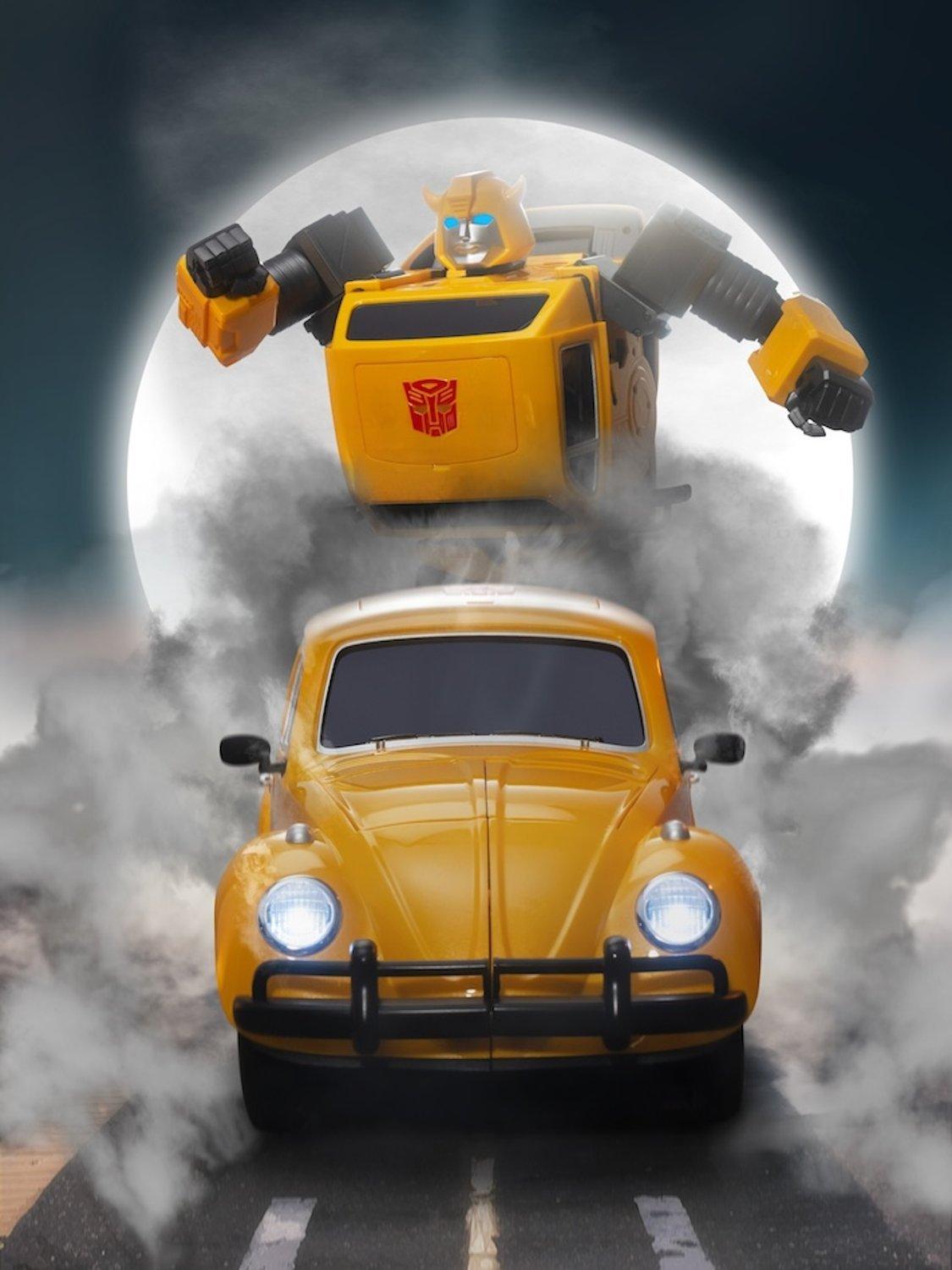 Robosen Bumblebee G1 robot toy, UK version