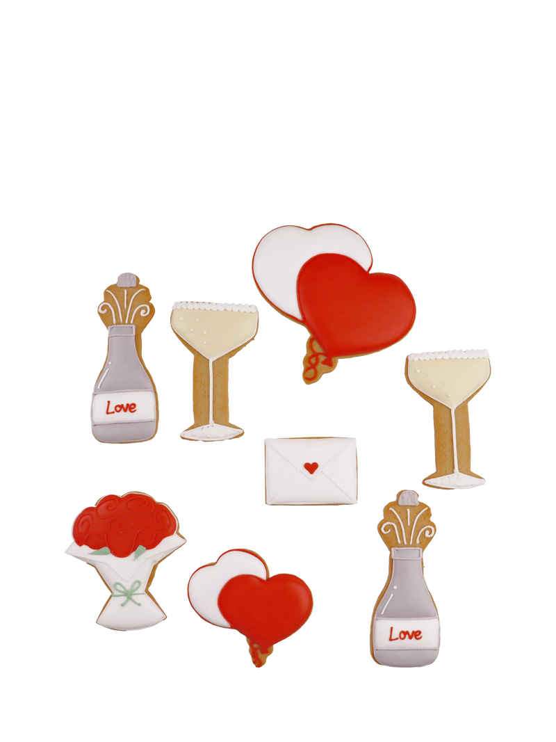 Biscuiteers hand-iced biscuits gift tin Champagne Hearts 110g - British product