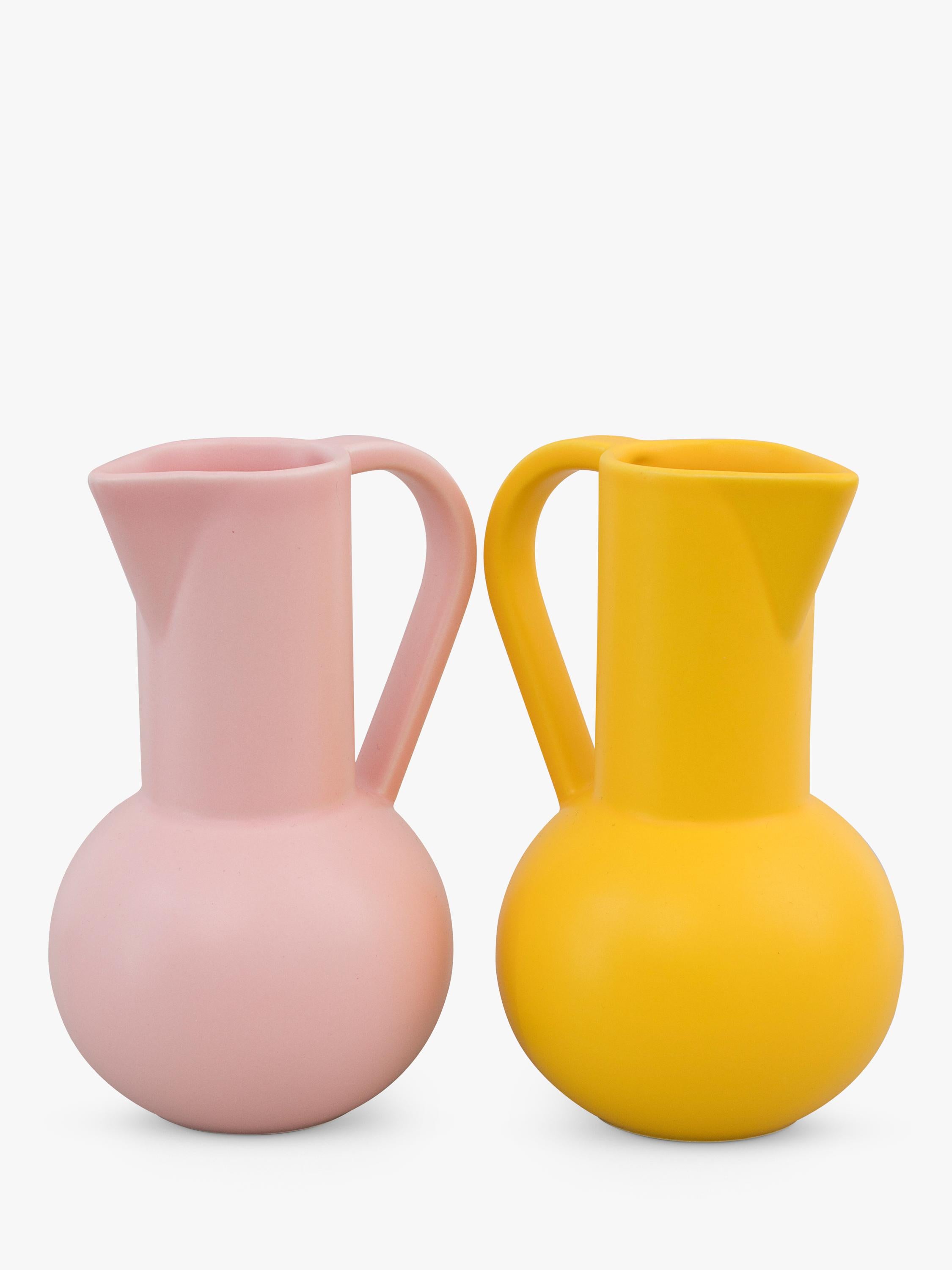 raawii Strøm earthenware jug coral blush 1.5L, UK version