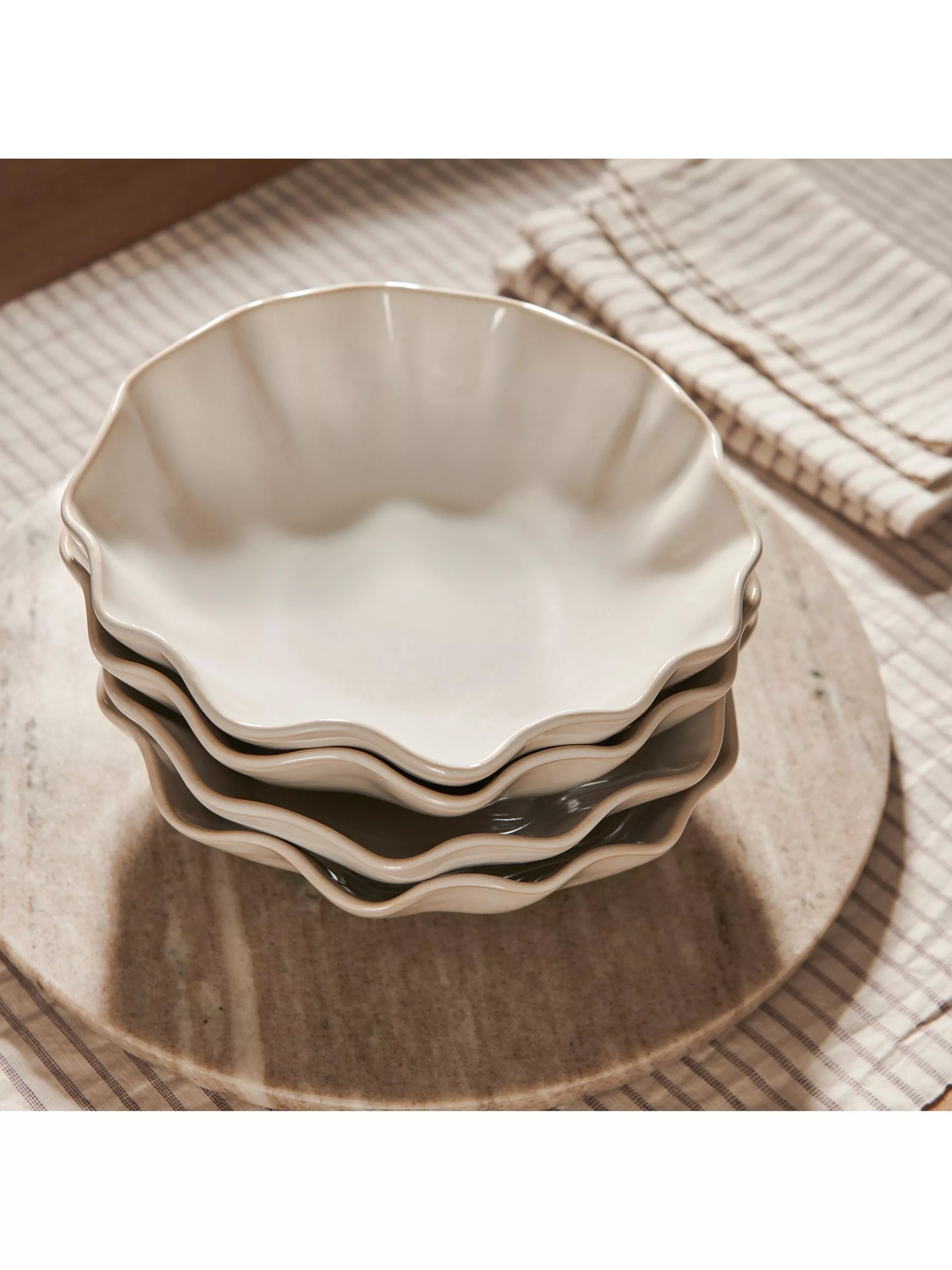 Neptune stoneware pasta bowl white 22.5cm British brand