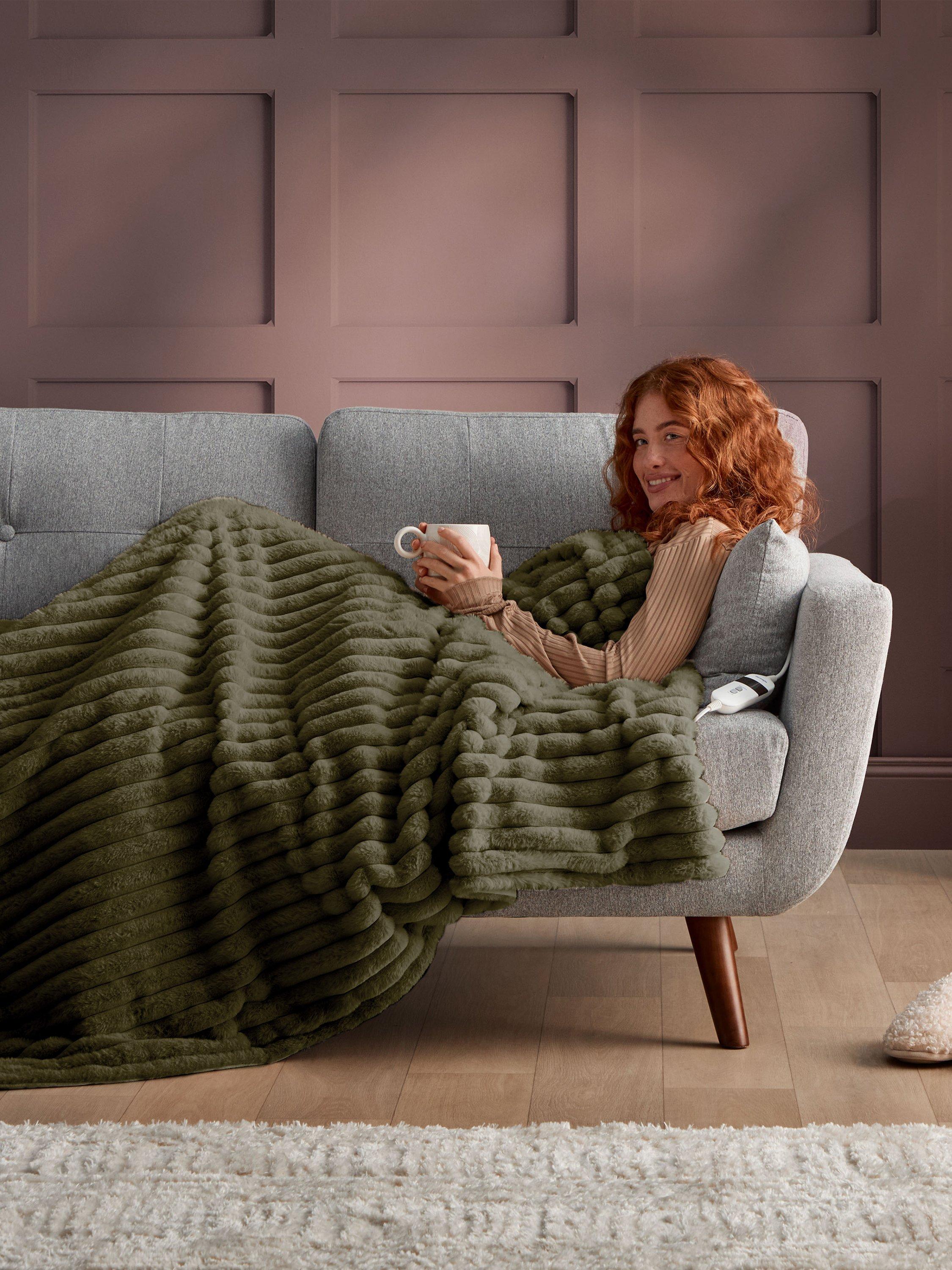 Silentnight faux fur heated throw 120x160cm, imported from the UK