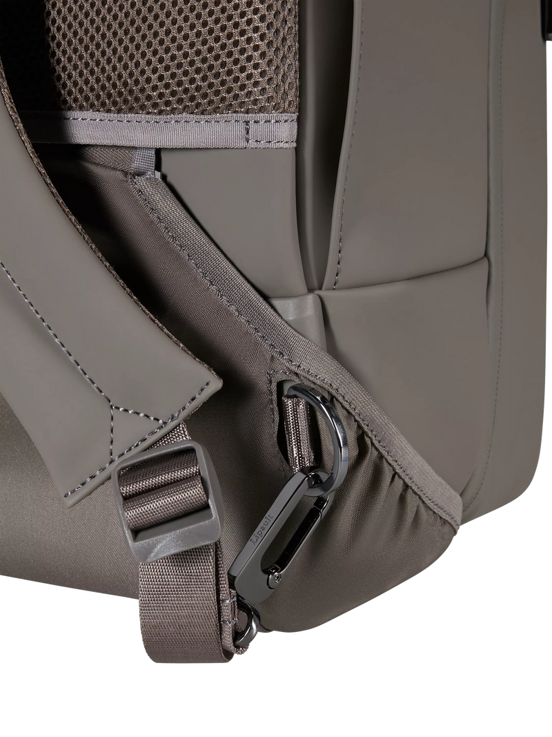 Lipault LOST IN BERLIN Wheeled Backpack Pro 28L - British product