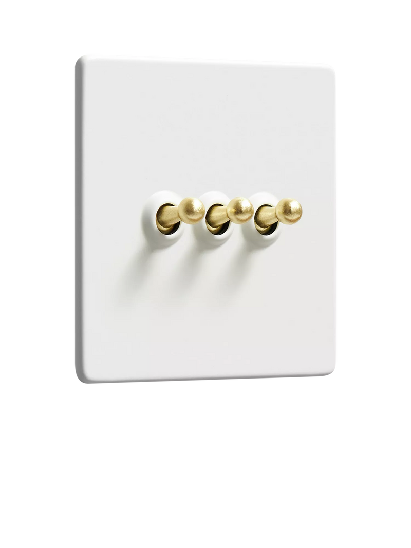 Dowsing & Reynolds Soft White triple toggle switch - British brand