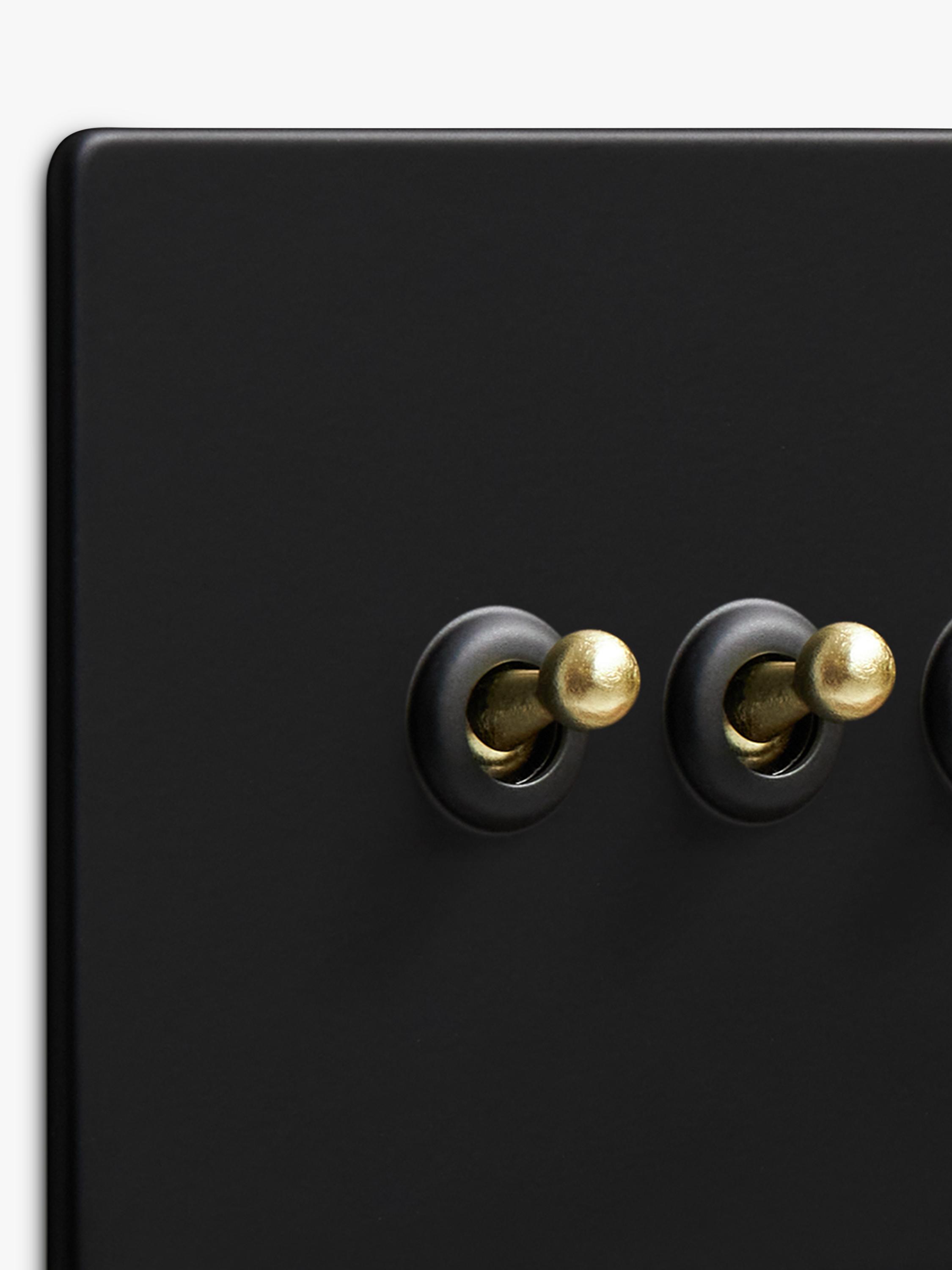 Dowsing & Reynolds matt black quadruple toggle switch - British product