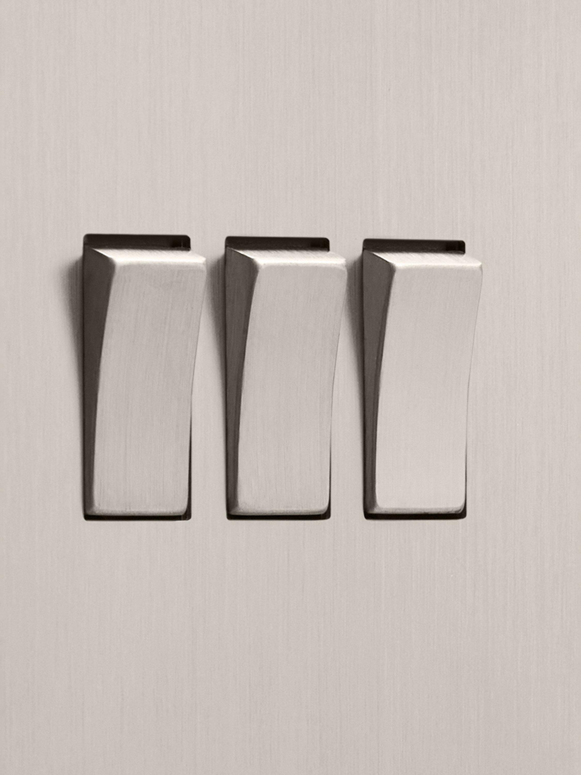 Dowsing & Reynolds triple rocker switch soft silver, imported from the UK