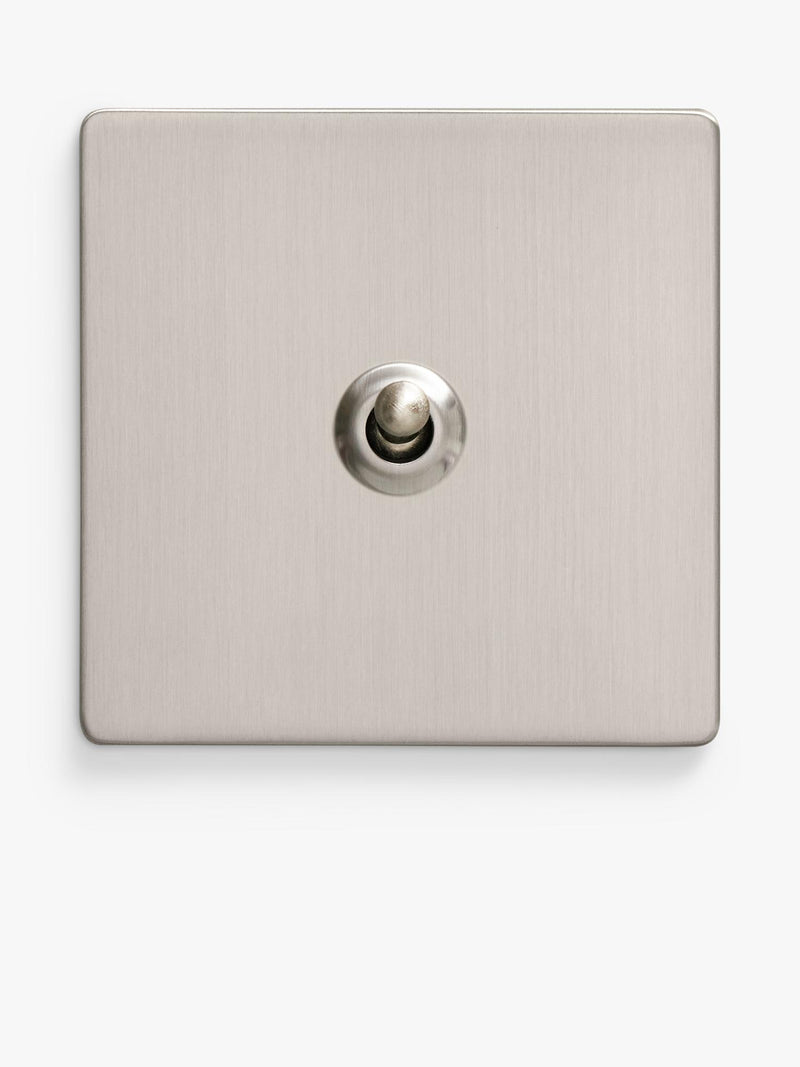 Dowsing & Reynolds soft silver toggle switch, UK version