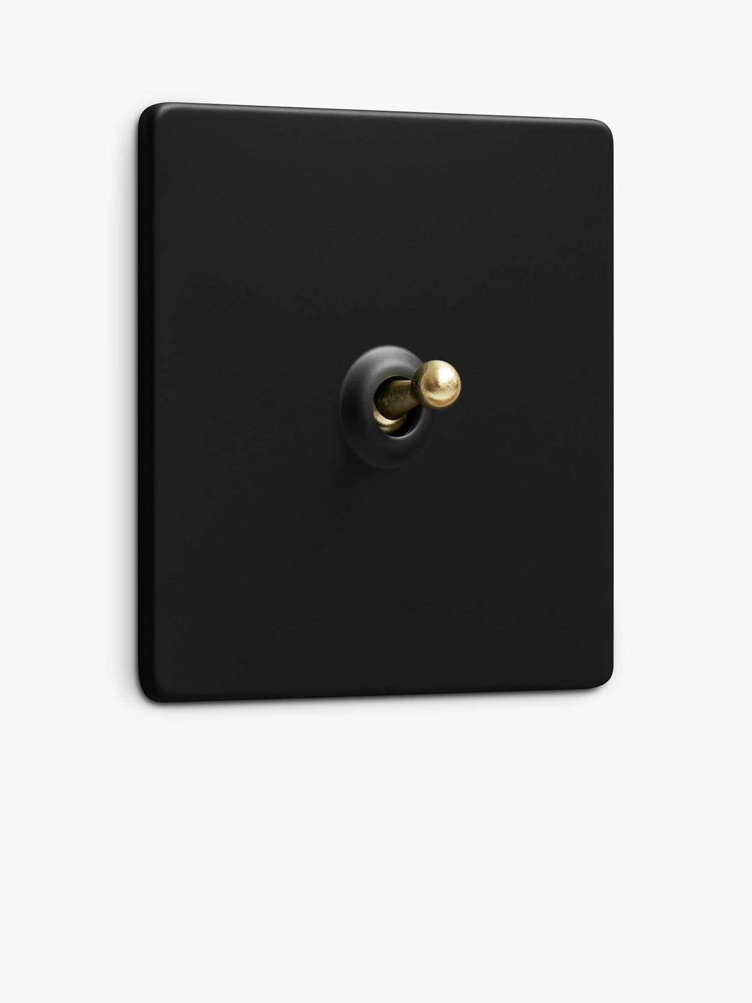 Dowsing & Reynolds matt black toggle switch, imported from the UK