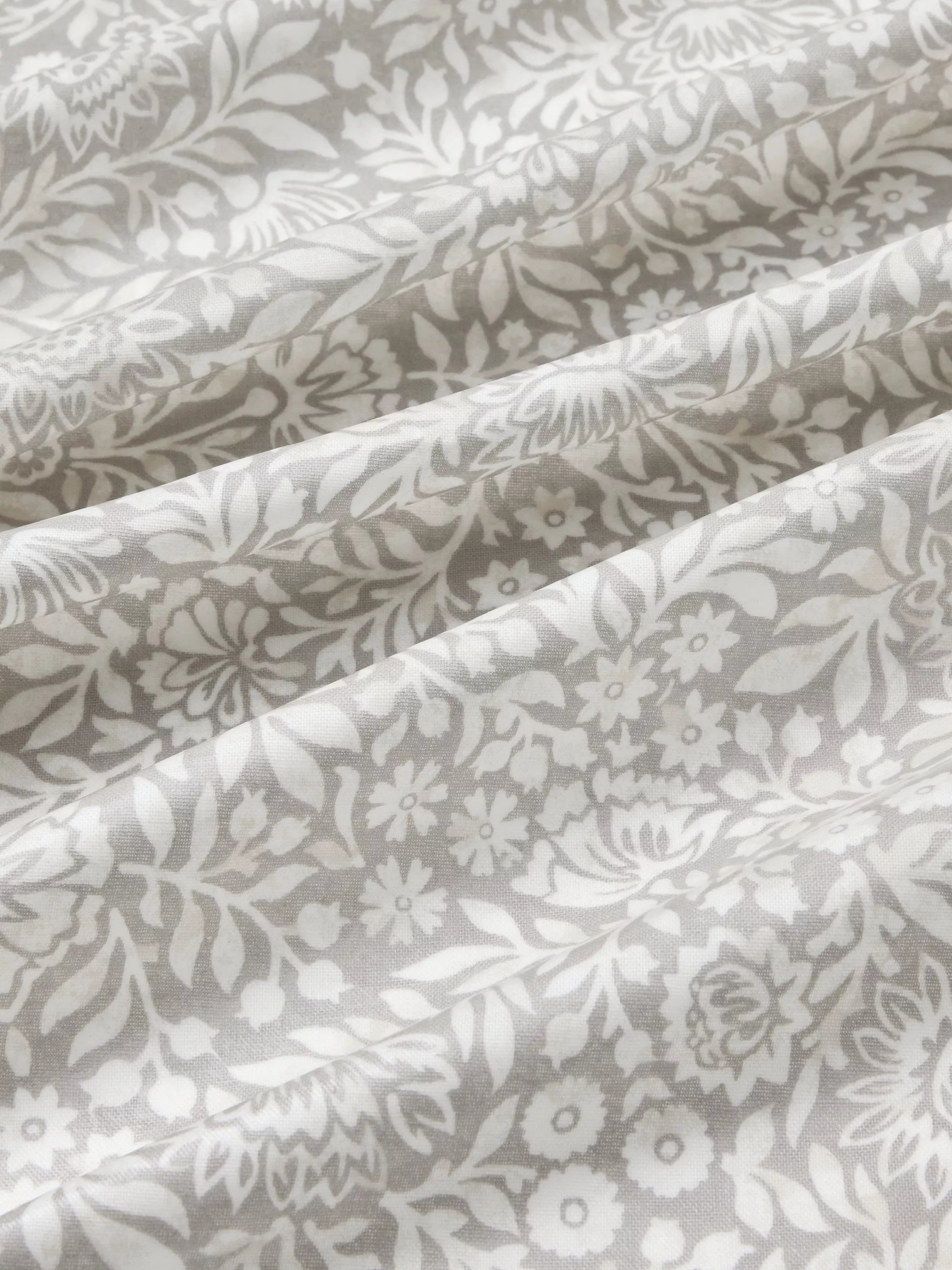 John Lewis PVC tablecloth Hidcote print grey 180x140cm, UK version