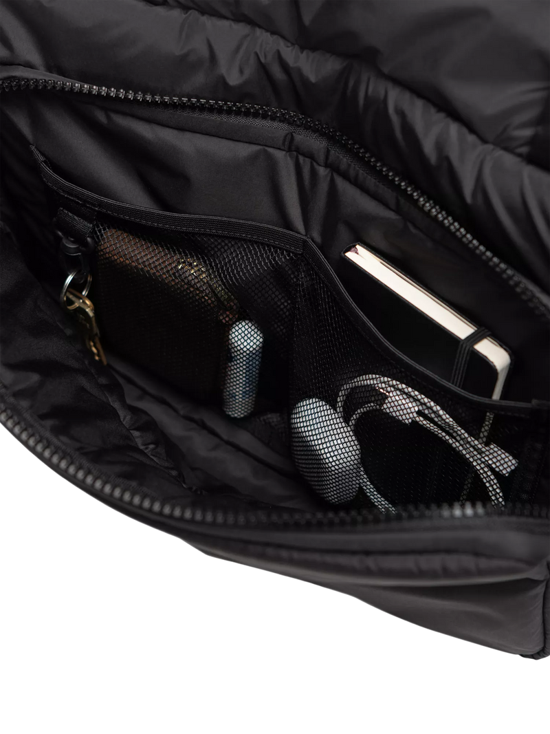 Herschel Supply Co. Cloudform 26L Holdall, imported from the UK