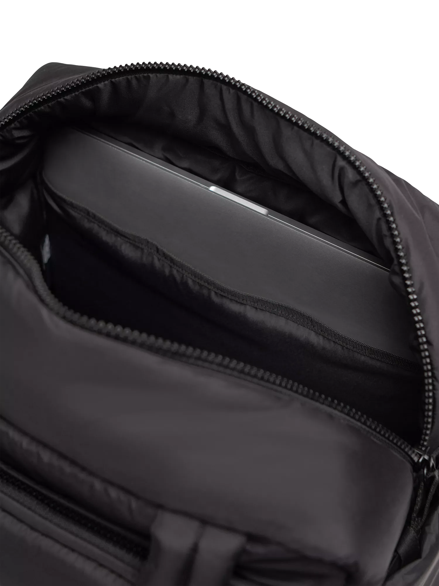 Herschel Supply Co. Cloudform 26L Holdall, imported from the UK