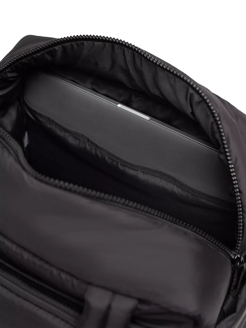 Herschel Supply Co. Cloudform 26L Holdall, imported from the UK