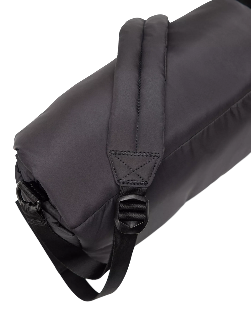 Herschel Supply Co. Cloudform 6L messenger bag, imported from the UK