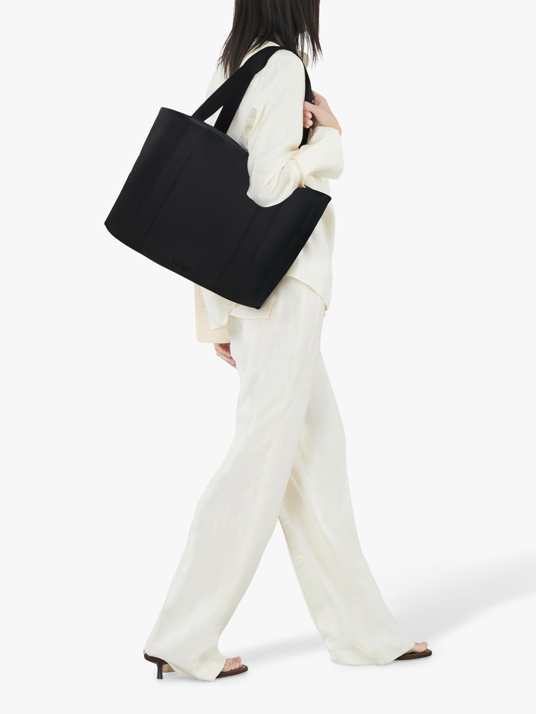 Lipault Lost In Berlin shoulder bag black (British brand)