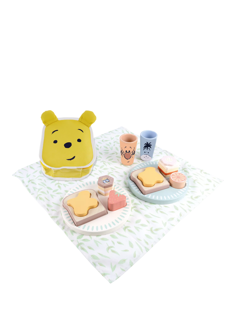 Winnie the Pooh picnic backpack set play food toy (British brand)