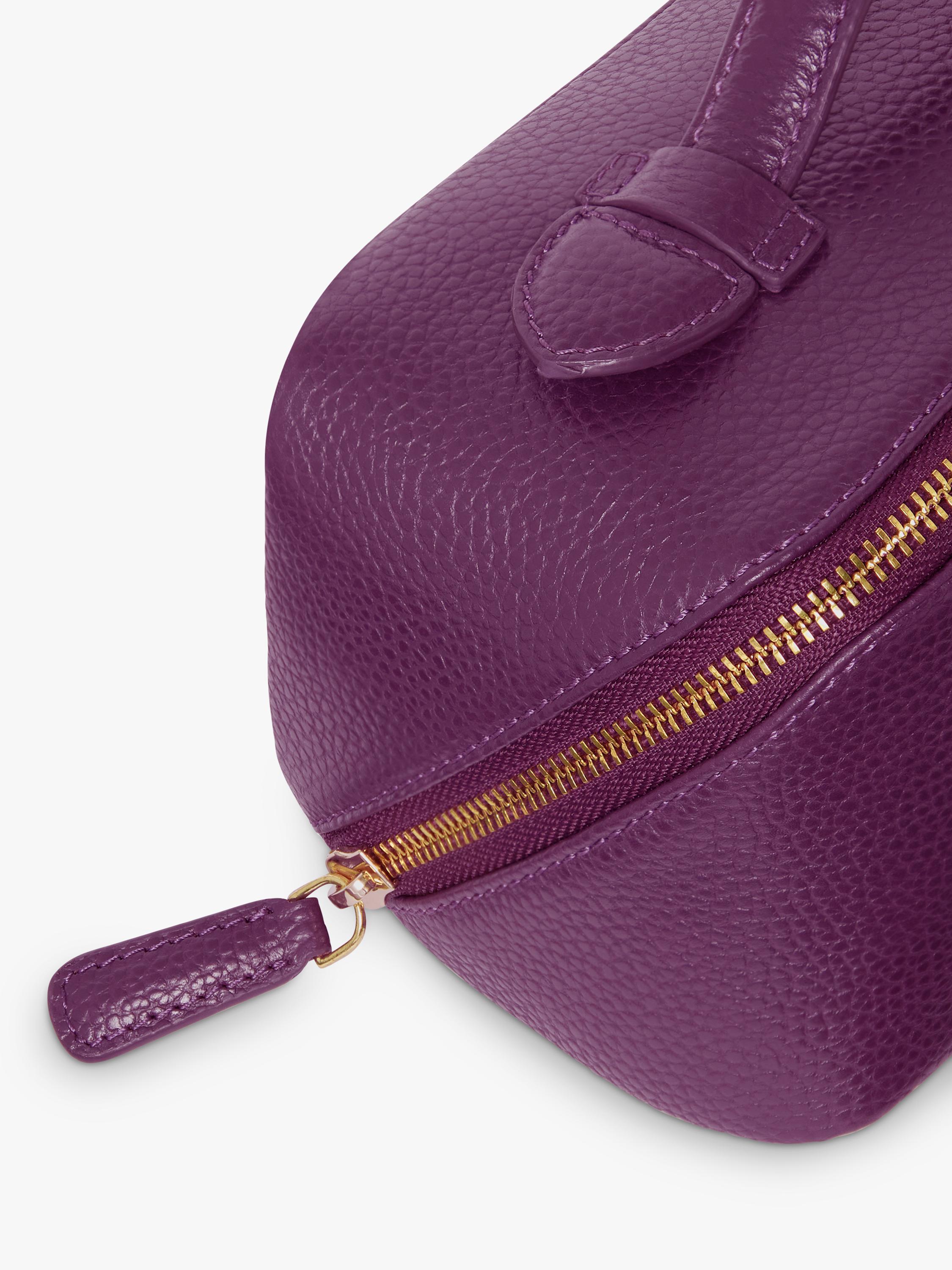Osprey London Jet Set leather wash bag, imported from the UK