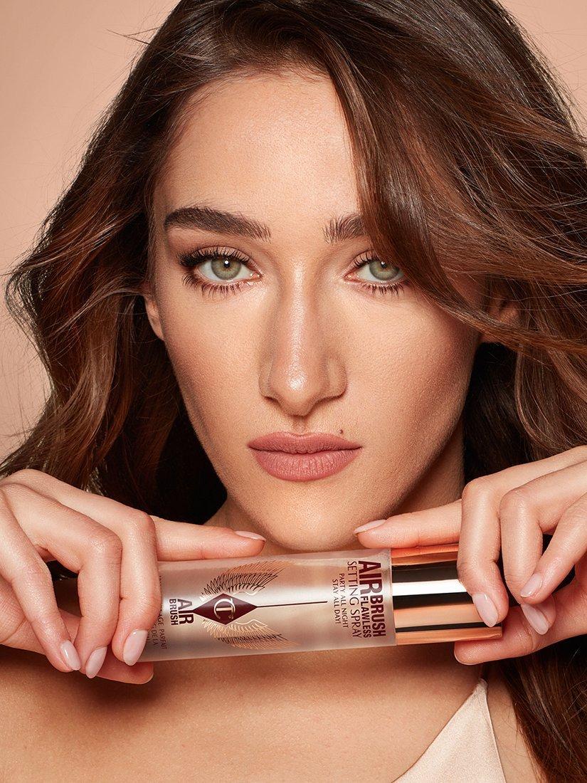 سبراي تثبيت شارلوت تيلبري Airbrush Flawless 34 مل - منتج بريطاني